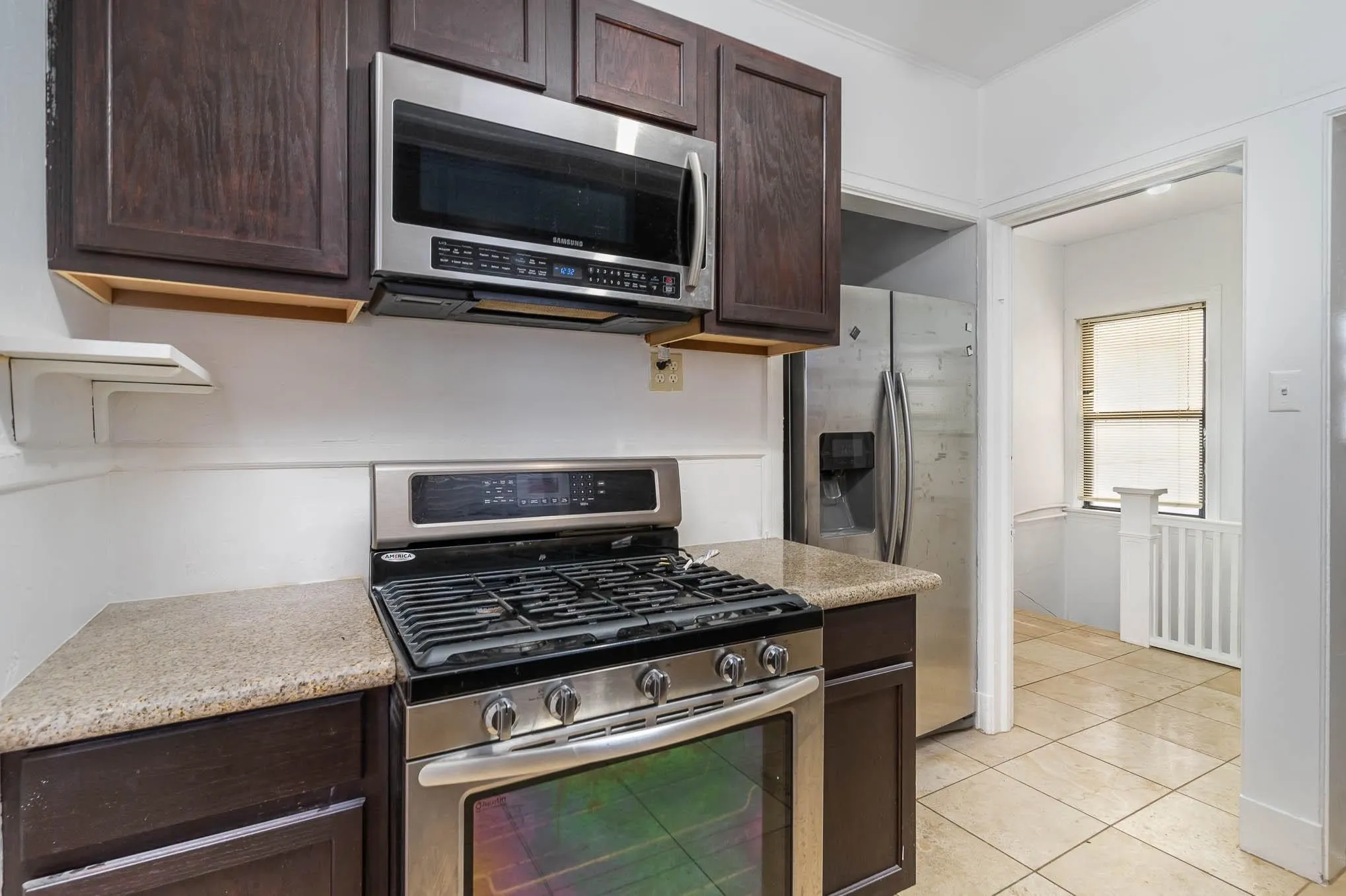 Duplex For Rent in Dallas County , 4008 Herschel Avenue, Dallas, Texas 75219, 2 Bedroom, 2 Bathroom, Garage spaces, 1,479 Sqft, built in 1949, mls#21378769, Real Estate Agent in Dallas, Homes For Rent in Dallas county, Homes For Rent in Dallas, Realtor in Dallas Texas, Real Estate Brokerage Independent Realty Texas, Luminita Cordes Realtor
