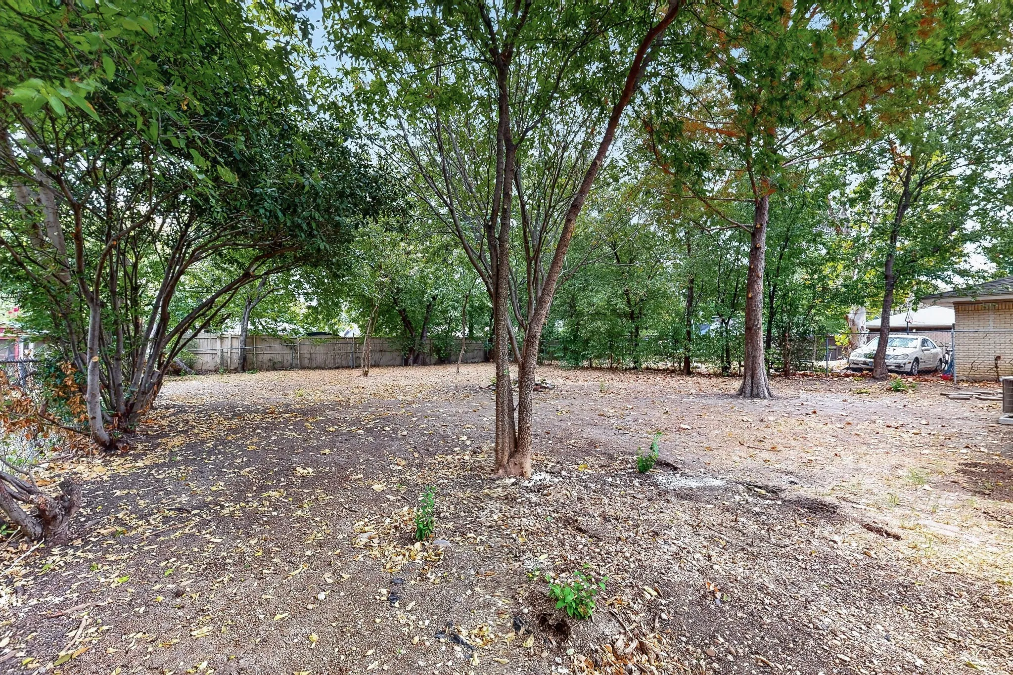Single Family Residence For Sale in Dallas County , 926 SE 3rd Street, Grand Prairie, Texas 75051, 3 Bedroom, 2 Bathroom, 2 Garage spaces, 1,299 Sqft, built in 1971, mls#21378622, Real Estate Agent in Grand Prairie, Homes For Sale in Dallas county, Homes For Sale in Grand Prairie, Realtor in Grand Prairie Texas, Real Estate Brokerage Independent Realty Texas, Luminita Cordes Realtor