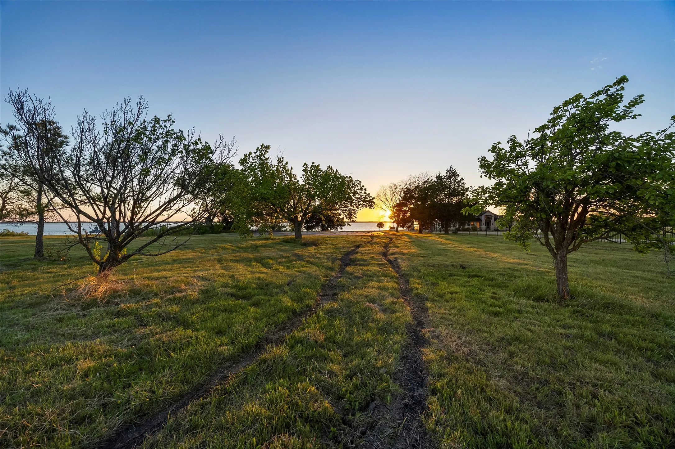 Unimproved Land For Sale in Rockwall County , 1534 Hubbard Drive, Heath, Texas 75032, 0, 0, Garage spaces, 0 Sqft, built in 0, mls#21378787, Real Estate Agent in Heath, Homes For Sale in Rockwall county, Homes For Sale in Heath, Realtor in Heath Texas, Real Estate Brokerage Independent Realty Texas, Luminita Cordes Realtor