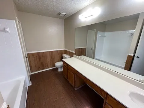 Duplex For Rent in Dallas County , 10228 Ridge Oak Street, Dallas, Texas 75227, 2 Bedroom, 2 Bathroom, 1 Garage spaces, 1,143 Sqft, built in 1985, mls#21378789, Real Estate Agent in Dallas, Homes For Rent in Dallas county, Homes For Rent in Dallas, Realtor in Dallas Texas, Real Estate Brokerage Independent Realty Texas, Luminita Cordes Realtor