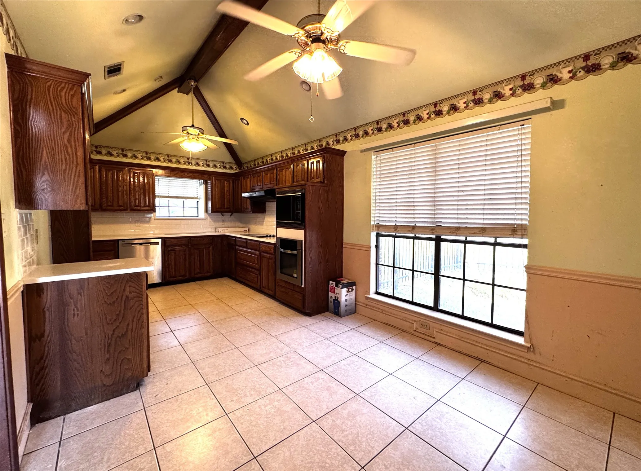 Single Family Residence For Rent in Collin County , 4204 Marshall Court, Plano, Texas 75093, 4 Bedroom, 2 Bathroom, 2 Garage spaces, 1,853 Sqft, built in 1983, mls#21378790, Real Estate Agent in Plano, Homes For Rent in Collin county, Homes For Rent in Plano, Realtor in Plano Texas, Real Estate Brokerage Independent Realty Texas, Luminita Cordes Realtor