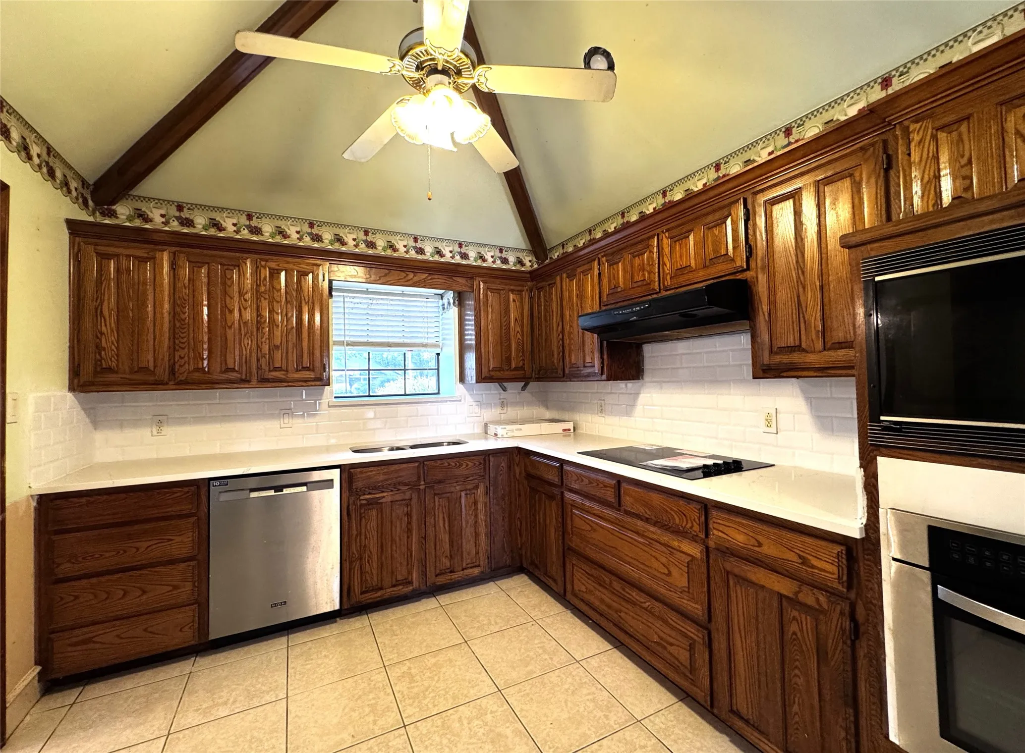 Single Family Residence For Rent in Collin County , 4204 Marshall Court, Plano, Texas 75093, 4 Bedroom, 2 Bathroom, 2 Garage spaces, 1,853 Sqft, built in 1983, mls#21378790, Real Estate Agent in Plano, Homes For Rent in Collin county, Homes For Rent in Plano, Realtor in Plano Texas, Real Estate Brokerage Independent Realty Texas, Luminita Cordes Realtor