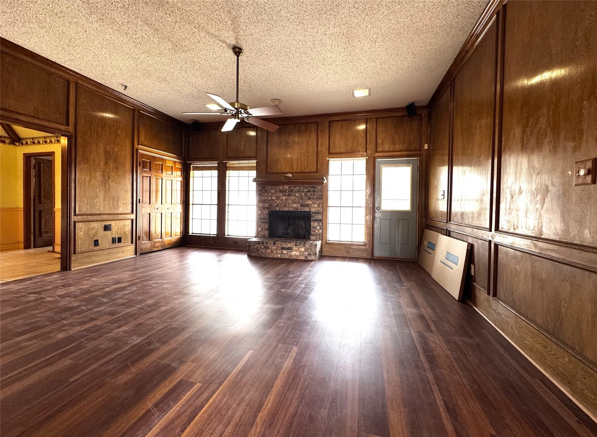 Single Family Residence For Rent in Collin County , 4204 Marshall Court, Plano, Texas 75093, 4 Bedroom, 2 Bathroom, 2 Garage spaces, 1,853 Sqft, built in 1983, mls#21378790, Real Estate Agent in Plano, Homes For Rent in Collin county, Homes For Rent in Plano, Realtor in Plano Texas, Real Estate Brokerage Independent Realty Texas, Luminita Cordes Realtor