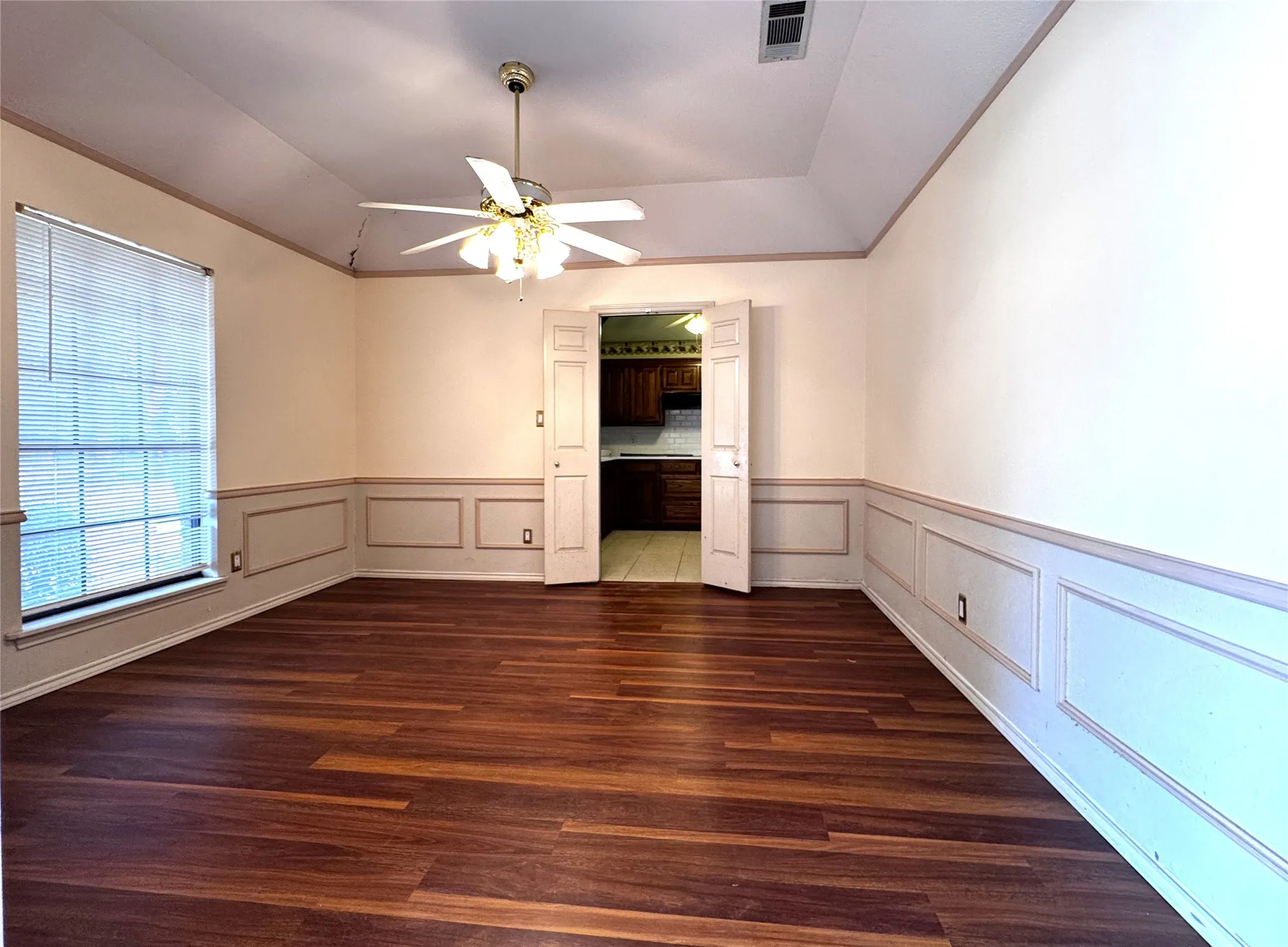 Single Family Residence For Rent in Collin County , 4204 Marshall Court, Plano, Texas 75093, 4 Bedroom, 2 Bathroom, 2 Garage spaces, 1,853 Sqft, built in 1983, mls#21378790, Real Estate Agent in Plano, Homes For Rent in Collin county, Homes For Rent in Plano, Realtor in Plano Texas, Real Estate Brokerage Independent Realty Texas, Luminita Cordes Realtor