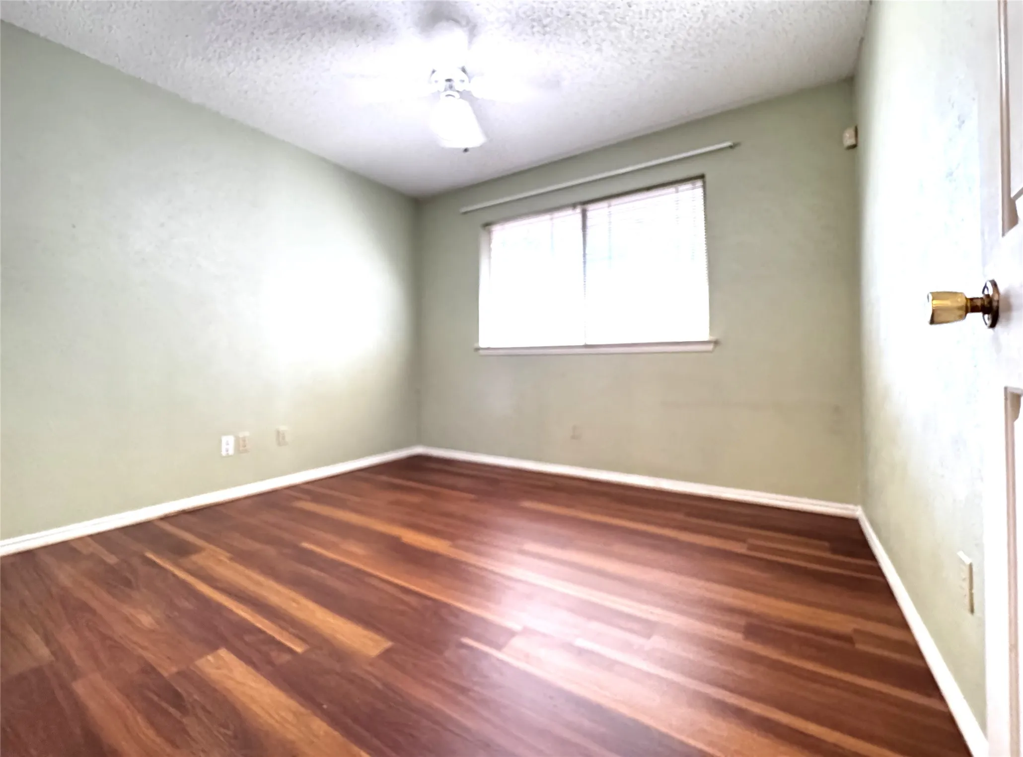 Single Family Residence For Rent in Collin County , 4204 Marshall Court, Plano, Texas 75093, 4 Bedroom, 2 Bathroom, 2 Garage spaces, 1,853 Sqft, built in 1983, mls#21378790, Real Estate Agent in Plano, Homes For Rent in Collin county, Homes For Rent in Plano, Realtor in Plano Texas, Real Estate Brokerage Independent Realty Texas, Luminita Cordes Realtor