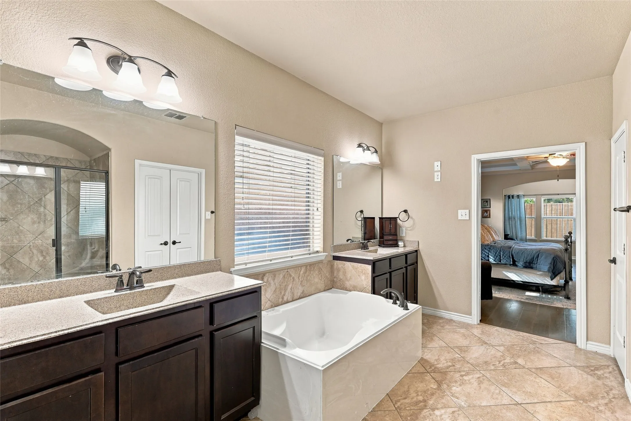 Single Family Residence For Sale in Rockwall County , 202 Pleasant Hill Lane, Fate, Texas 75189, 4 Bedroom, 4 Bathroom, 2 Garage spaces, 3,524 Sqft, built in 2013, mls#21374125, Real Estate Agent in Fate, Homes For Sale in Rockwall county, Homes For Sale in Fate, Realtor in Fate Texas, Real Estate Brokerage Independent Realty Texas, Luminita Cordes Realtor