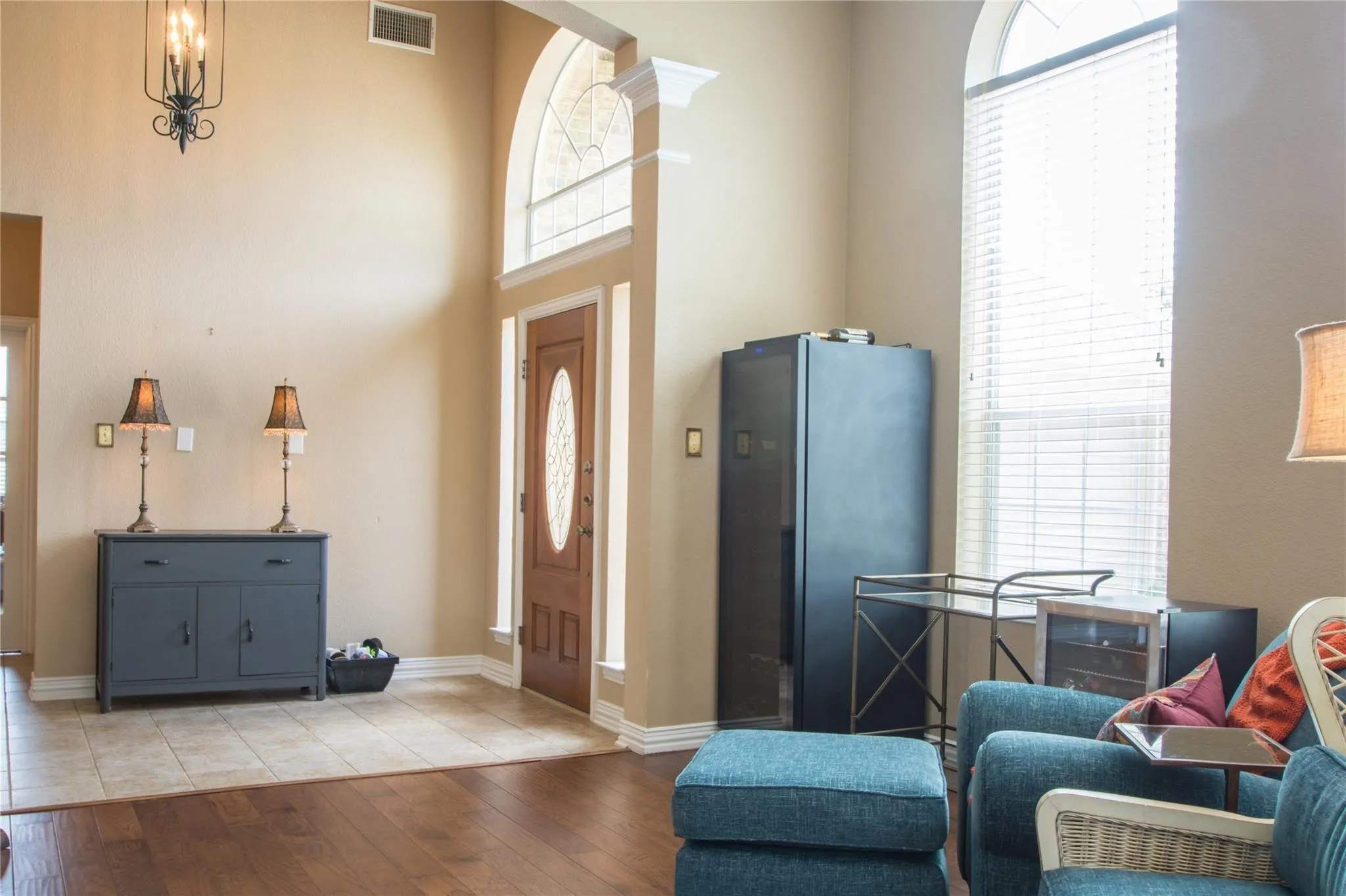 Single Family Residence For Rent in Denton County , 4504 Narrowbrook Drive, Flower Mound, Texas 75028, 4 Bedroom, 4 Bathroom, 2 Garage spaces, 3,417 Sqft, built in 2004, mls#21377793, Real Estate Agent in Flower Mound, Homes For Rent in Denton county, Homes For Rent in Flower Mound, Realtor in Flower Mound Texas, Real Estate Brokerage Independent Realty Texas, Luminita Cordes Realtor