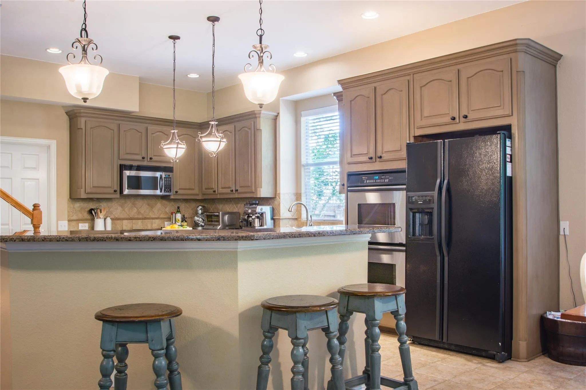 Single Family Residence For Rent in Denton County , 4504 Narrowbrook Drive, Flower Mound, Texas 75028, 4 Bedroom, 4 Bathroom, 2 Garage spaces, 3,417 Sqft, built in 2004, mls#21377793, Real Estate Agent in Flower Mound, Homes For Rent in Denton county, Homes For Rent in Flower Mound, Realtor in Flower Mound Texas, Real Estate Brokerage Independent Realty Texas, Luminita Cordes Realtor