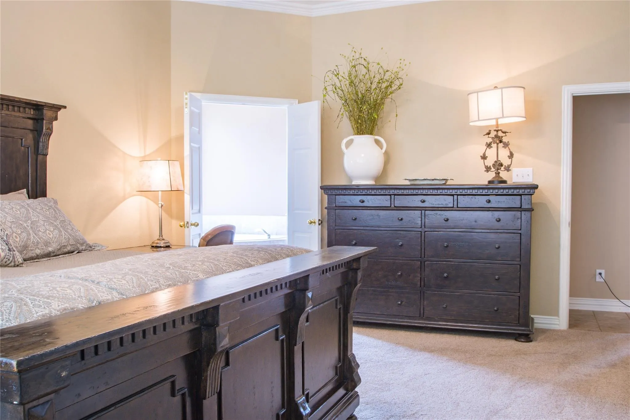 Single Family Residence For Rent in Denton County , 4504 Narrowbrook Drive, Flower Mound, Texas 75028, 4 Bedroom, 4 Bathroom, 2 Garage spaces, 3,417 Sqft, built in 2004, mls#21377793, Real Estate Agent in Flower Mound, Homes For Rent in Denton county, Homes For Rent in Flower Mound, Realtor in Flower Mound Texas, Real Estate Brokerage Independent Realty Texas, Luminita Cordes Realtor