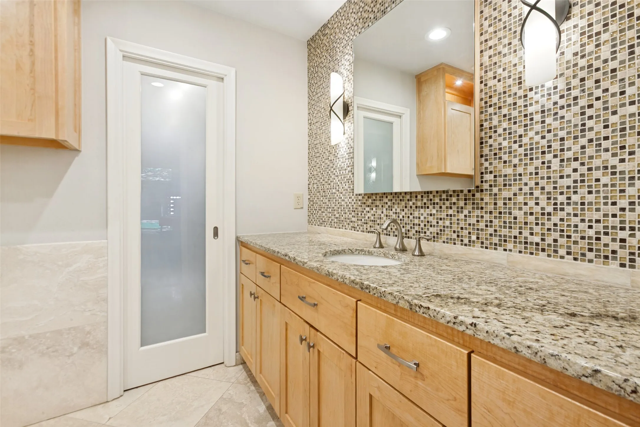 Single Family Residence For Sale in Collin County , 312 Canyon Valley Drive, Richardson, Texas 75080, 4 Bedroom, 3 Bathroom, 2 Garage spaces, 2,339 Sqft, built in 1970, mls#21378728, Real Estate Agent in Richardson, Homes For Sale in Collin county, Homes For Sale in Richardson, Realtor in Richardson Texas, Real Estate Brokerage Independent Realty Texas, Luminita Cordes Realtor