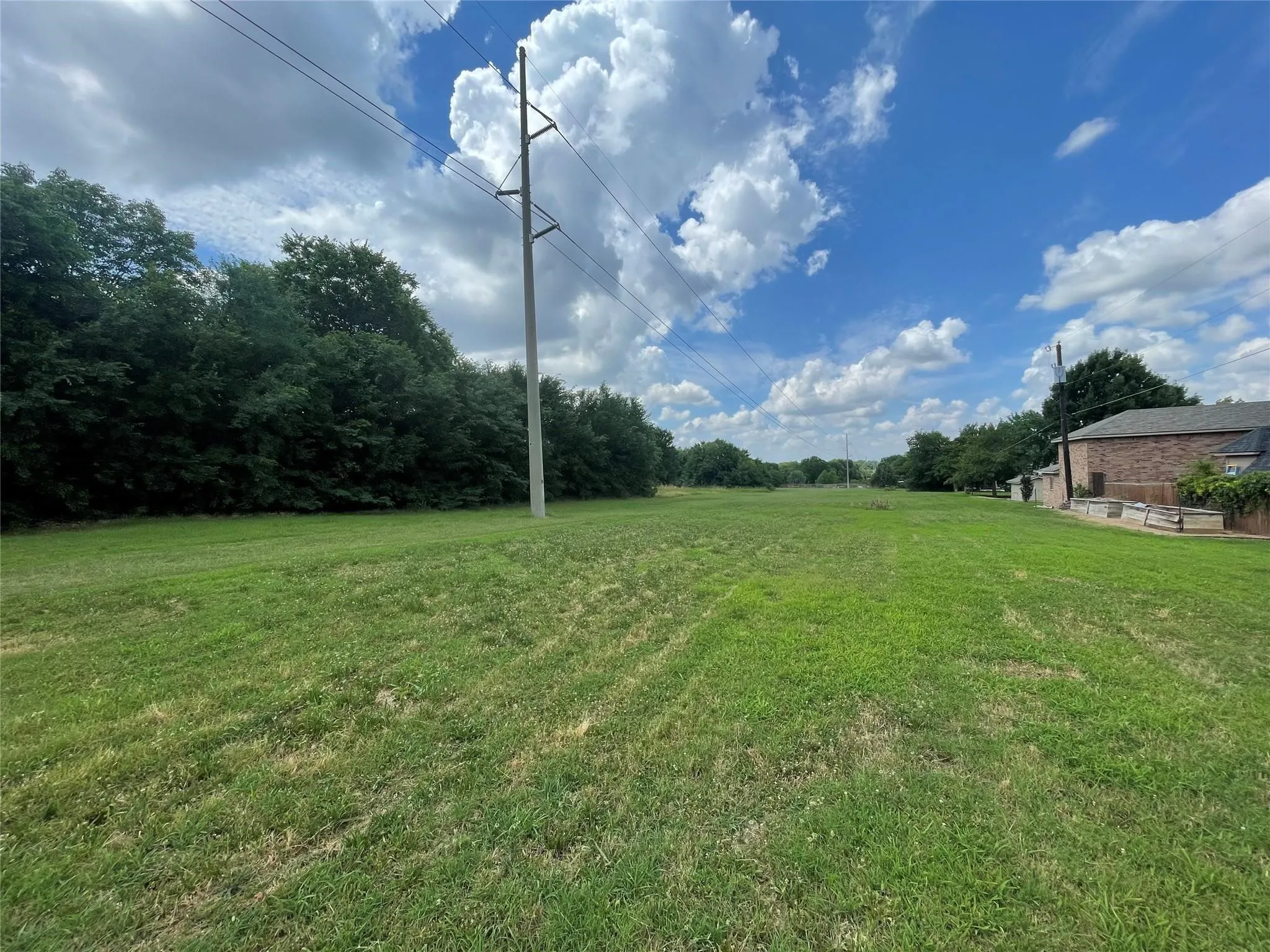 Unimproved Land For Sale in Grayson County , 1.63 acres W Lamberth Road, Sherman, Texas 75092, 0, 0, Garage spaces, 0 Sqft, built in 0, mls#21376241, Real Estate Agent in Sherman, Homes For Sale in Grayson county, Homes For Sale in Sherman, Realtor in Sherman Texas, Real Estate Brokerage Independent Realty Texas, Luminita Cordes Realtor