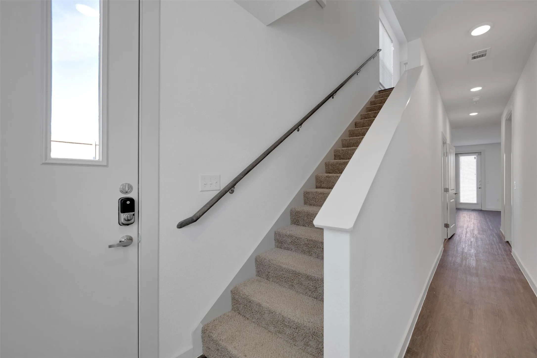 Townhouse For Rent in Dallas County , 10030 Garland Road 1702, Dallas, Texas 75218, 2 Bedroom, 3 Bathroom, 1 Garage spaces, 1,503 Sqft, built in 2023, mls#21378822, Real Estate Agent in Dallas, Homes For Rent in Dallas county, Homes For Rent in Dallas, Realtor in Dallas Texas, Real Estate Brokerage Independent Realty Texas, Luminita Cordes Realtor