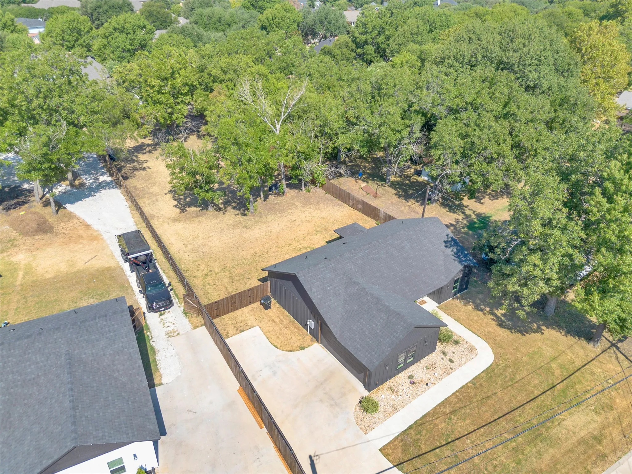 Single Family Residence For Sale in Johnson County , 928 Country Club Road, Cleburne, Texas 76033, 3 Bedroom, 2 Bathroom, 2 Garage spaces, 1,407 Sqft, built in 2024, mls#21375758, Real Estate Agent in Cleburne, Homes For Sale in Johnson county, Homes For Sale in Cleburne, Realtor in Cleburne Texas, Real Estate Brokerage Independent Realty Texas, Luminita Cordes Realtor