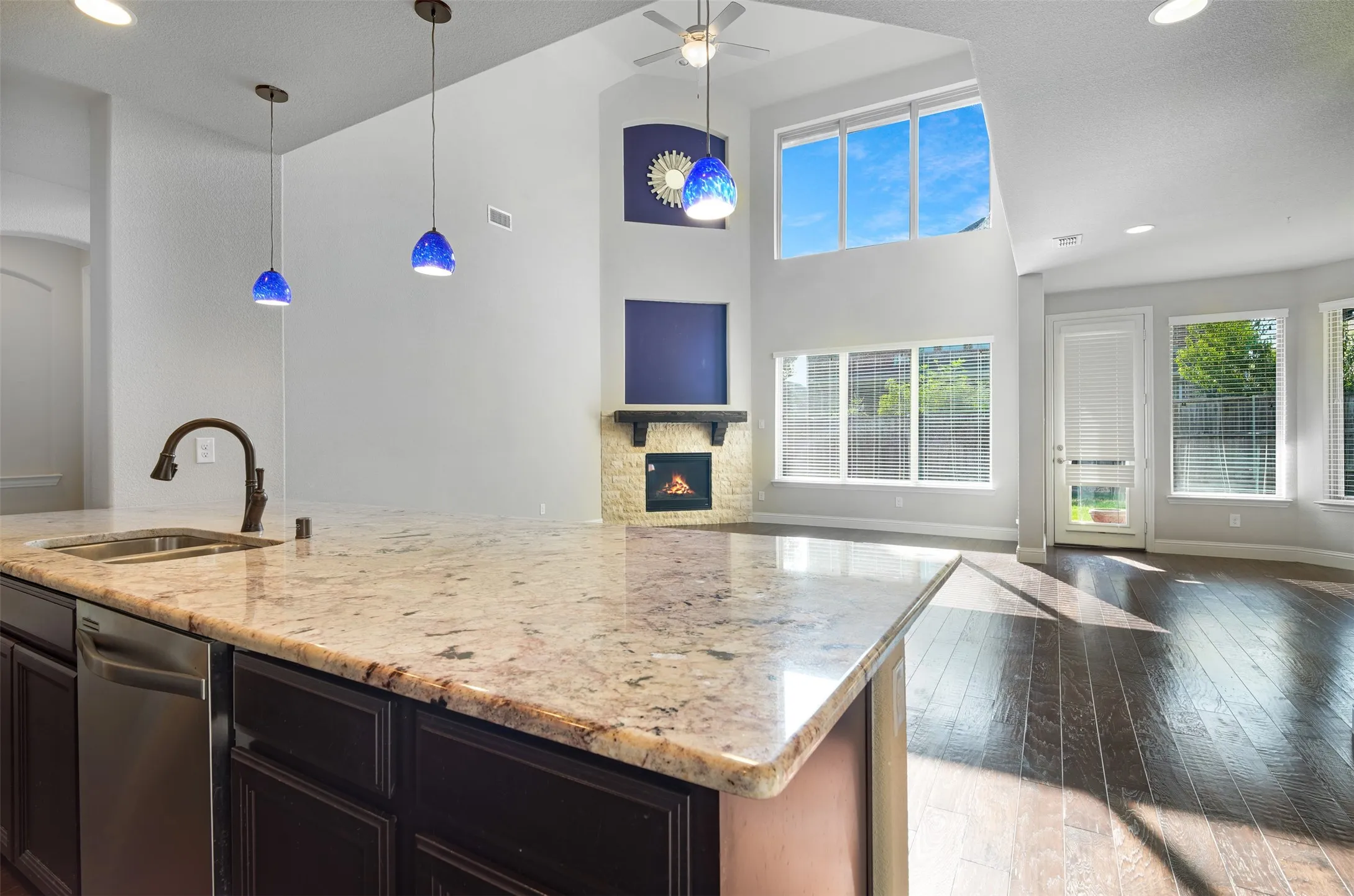 Single Family Residence For Rent in Denton County , 4458 Hartebeest Trail, Frisco, Texas 75034, 4 Bedroom, 4 Bathroom, 3 Garage spaces, 3,823 Sqft, built in 2016, mls#21378842, Real Estate Agent in Frisco, Homes For Rent in Denton county, Homes For Rent in Frisco, Realtor in Frisco Texas, Real Estate Brokerage Independent Realty Texas, Luminita Cordes Realtor