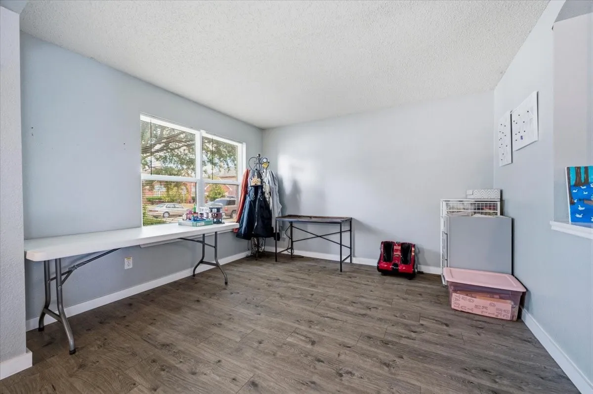 Single Family Residence For Sale in Tarrant County , 2423 Ranchview Drive, Grand Prairie, Texas 75052, 4 Bedroom, 3 Bathroom, 2 Garage spaces, 2,767 Sqft, built in 2000, mls#21376216, Real Estate Agent in Grand Prairie, Homes For Sale in Tarrant county, Homes For Sale in Grand Prairie, Realtor in Grand Prairie Texas, Real Estate Brokerage Independent Realty Texas, Luminita Cordes Realtor