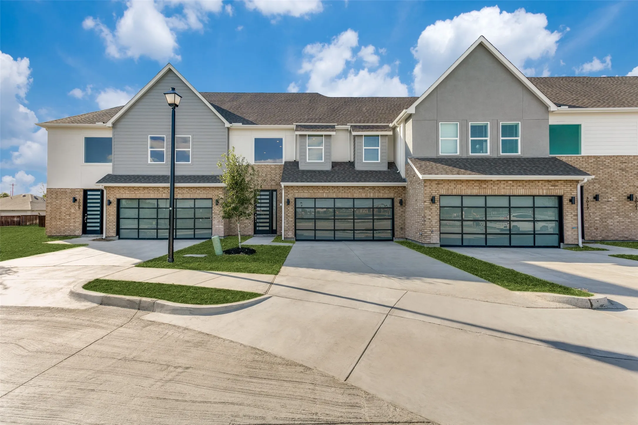 Townhouse For Rent in Rockwall County , 3017 Mayeda Circle, Wylie, Texas 75098, 3 Bedroom, 3 Bathroom, 2 Garage spaces, 2,132 Sqft, built in 2022, mls#21378850, Real Estate Agent in Wylie, Homes For Rent in Rockwall county, Homes For Rent in Wylie, Realtor in Wylie Texas, Real Estate Brokerage Independent Realty Texas, Luminita Cordes Realtor