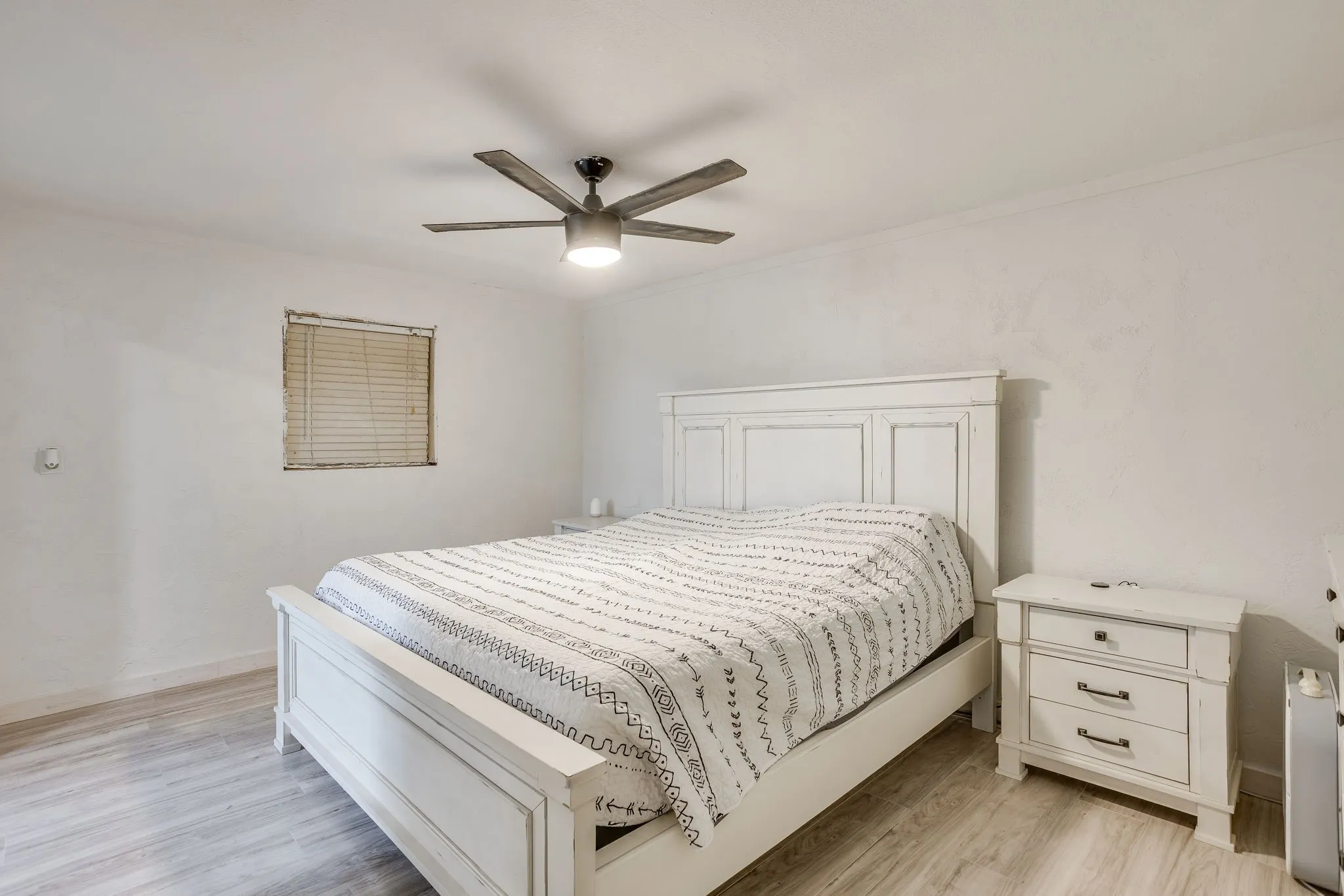 Single Family Residence For Sale in Johnson County , 7500 County Road 912, Joshua, Texas 76058, 3 Bedroom, 1 Bathroom, Garage spaces, 1,844 Sqft, built in 0, mls#21374039, Real Estate Agent in Joshua, Homes For Sale in Johnson county, Homes For Sale in Joshua, Realtor in Joshua Texas, Real Estate Brokerage Independent Realty Texas, Luminita Cordes Realtor