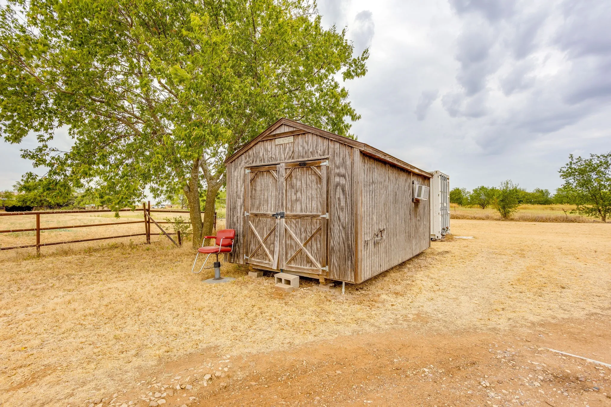 Single Family Residence For Sale in Johnson County , 7500 County Road 912, Joshua, Texas 76058, 3 Bedroom, 1 Bathroom, Garage spaces, 1,844 Sqft, built in 0, mls#21374039, Real Estate Agent in Joshua, Homes For Sale in Johnson county, Homes For Sale in Joshua, Realtor in Joshua Texas, Real Estate Brokerage Independent Realty Texas, Luminita Cordes Realtor
