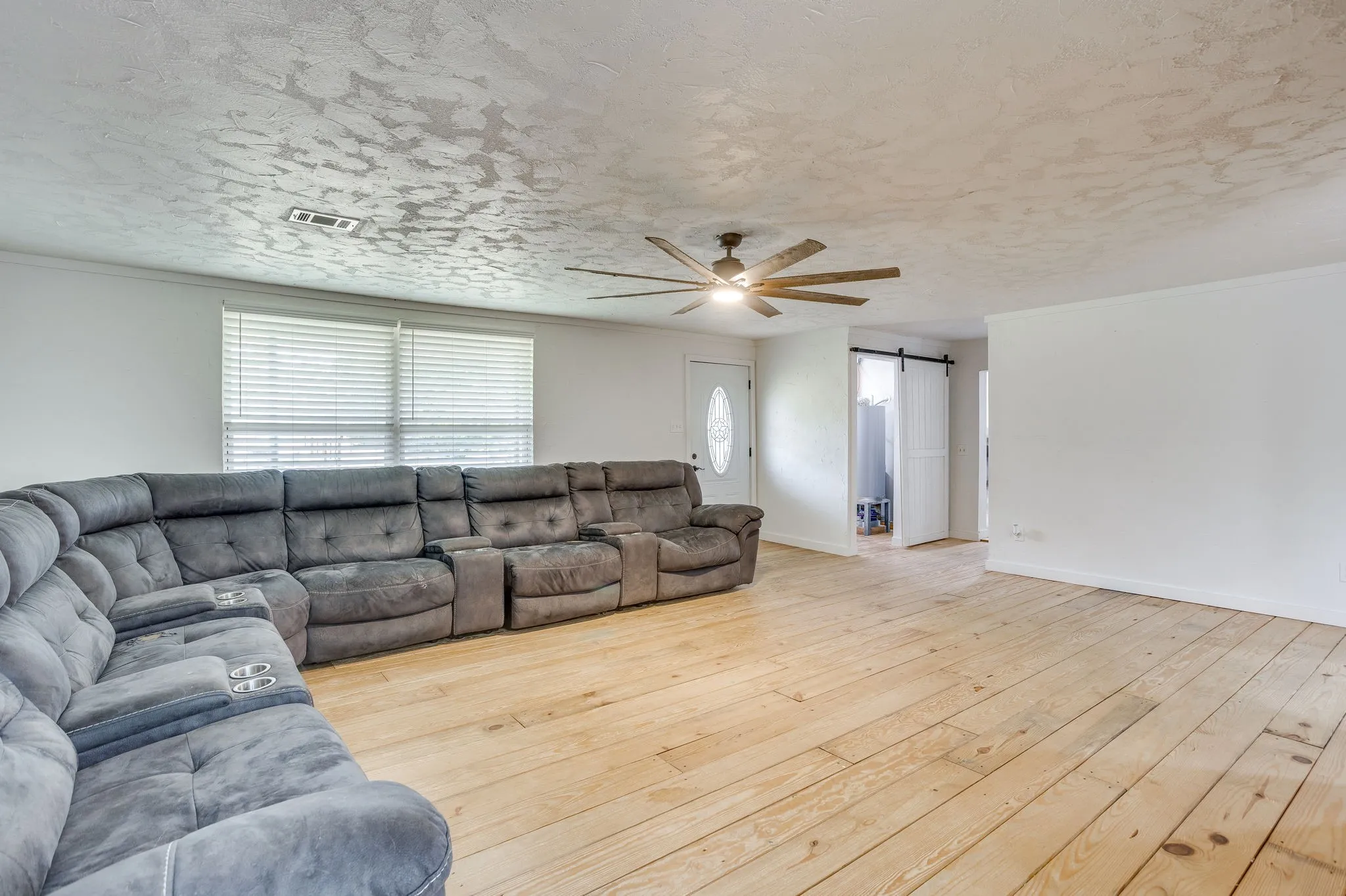 Single Family Residence For Sale in Johnson County , 7500 County Road 912, Joshua, Texas 76058, 3 Bedroom, 1 Bathroom, Garage spaces, 1,844 Sqft, built in 0, mls#21374039, Real Estate Agent in Joshua, Homes For Sale in Johnson county, Homes For Sale in Joshua, Realtor in Joshua Texas, Real Estate Brokerage Independent Realty Texas, Luminita Cordes Realtor