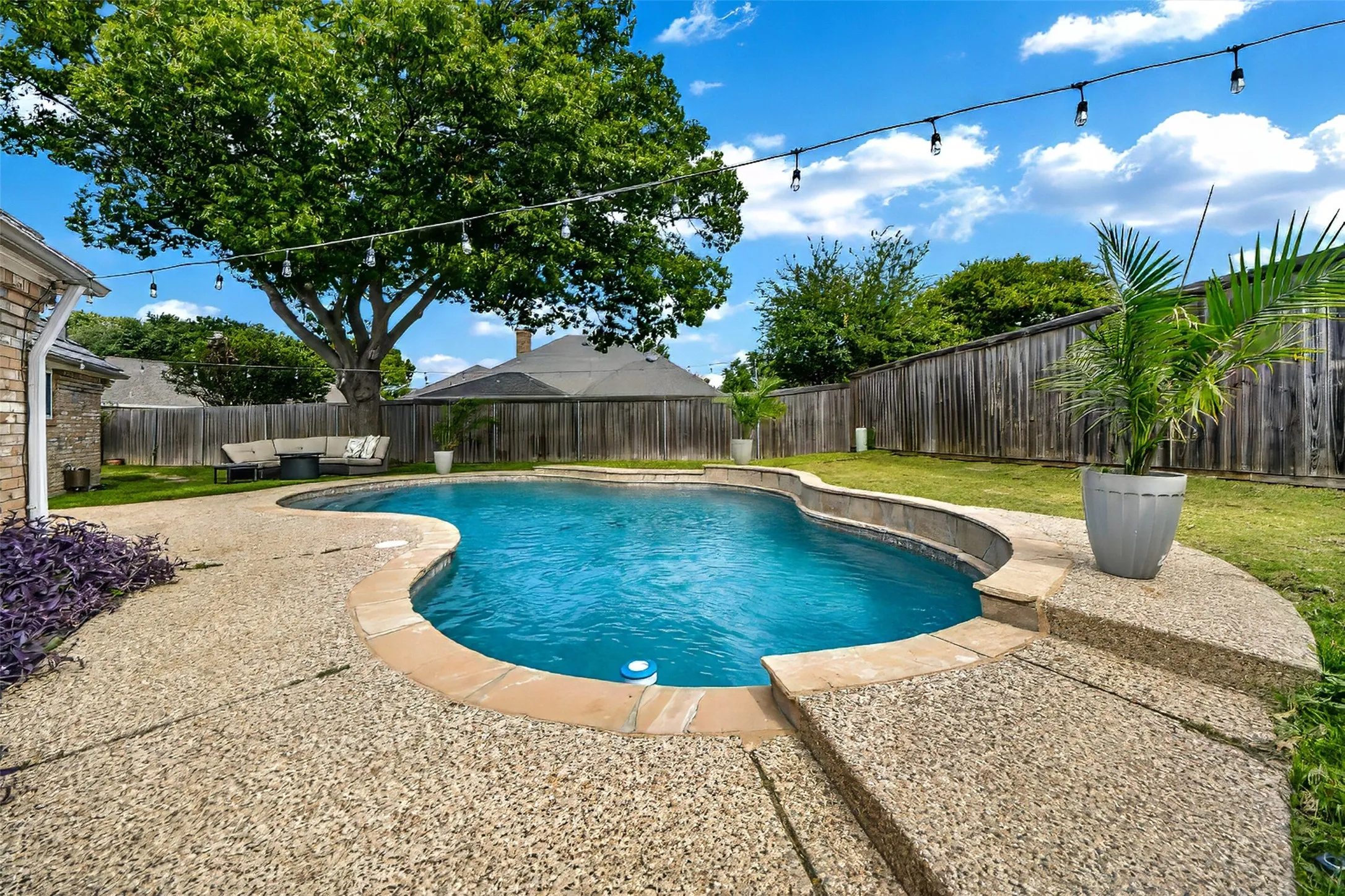 Pool has just been refinished, and will provide years of carefree enjoyment.