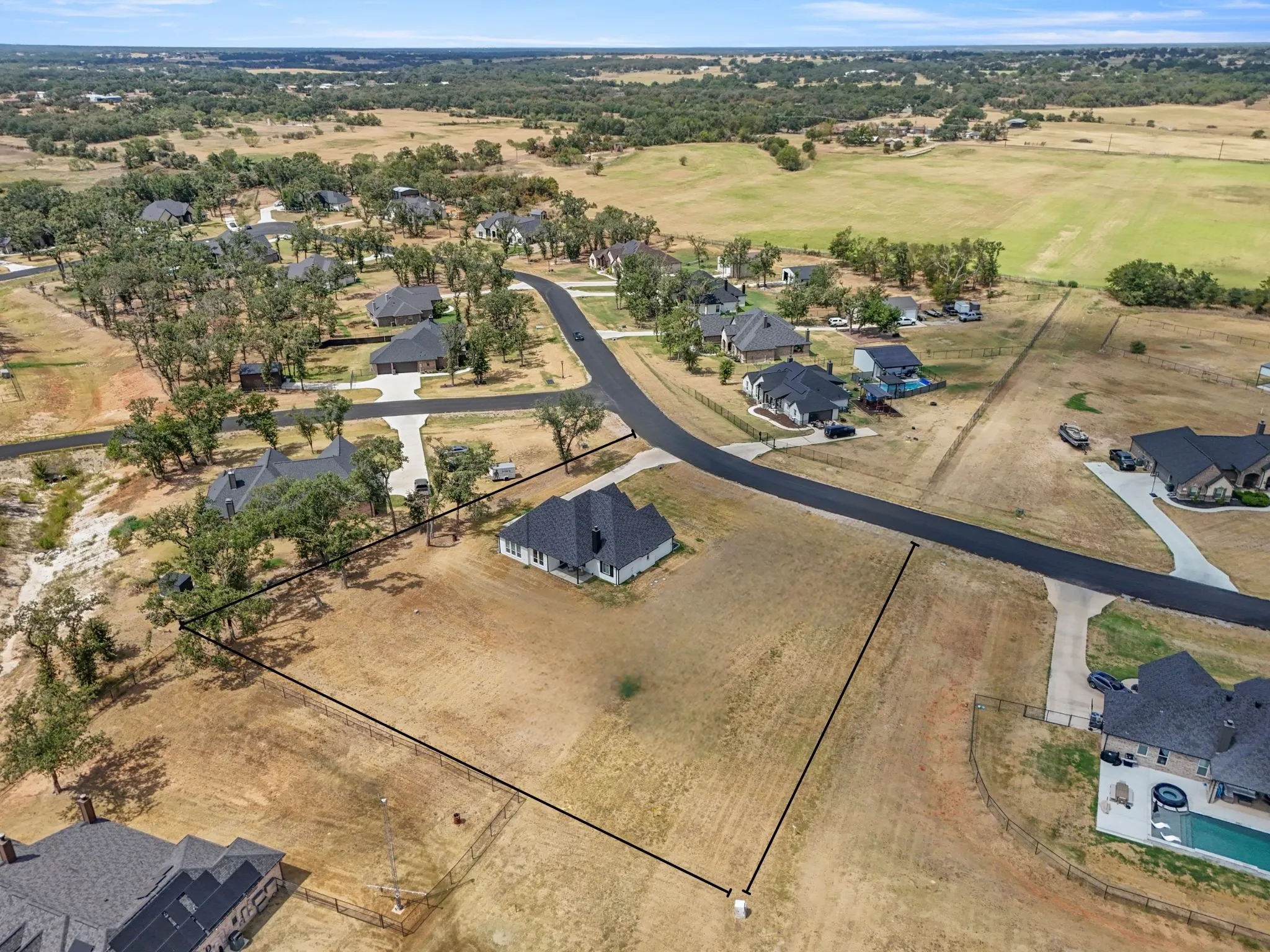 Single Family Residence For Sale in Parker County , 149 Clayton Crossing, Springtown, Texas 76082, 4 Bedroom, 2 Bathroom, 2 Garage spaces, 2,126 Sqft, built in 2022, mls#21378557, Real Estate Agent in Springtown, Homes For Sale in Parker county, Homes For Sale in Springtown, Realtor in Springtown Texas, Real Estate Brokerage Independent Realty Texas, Luminita Cordes Realtor