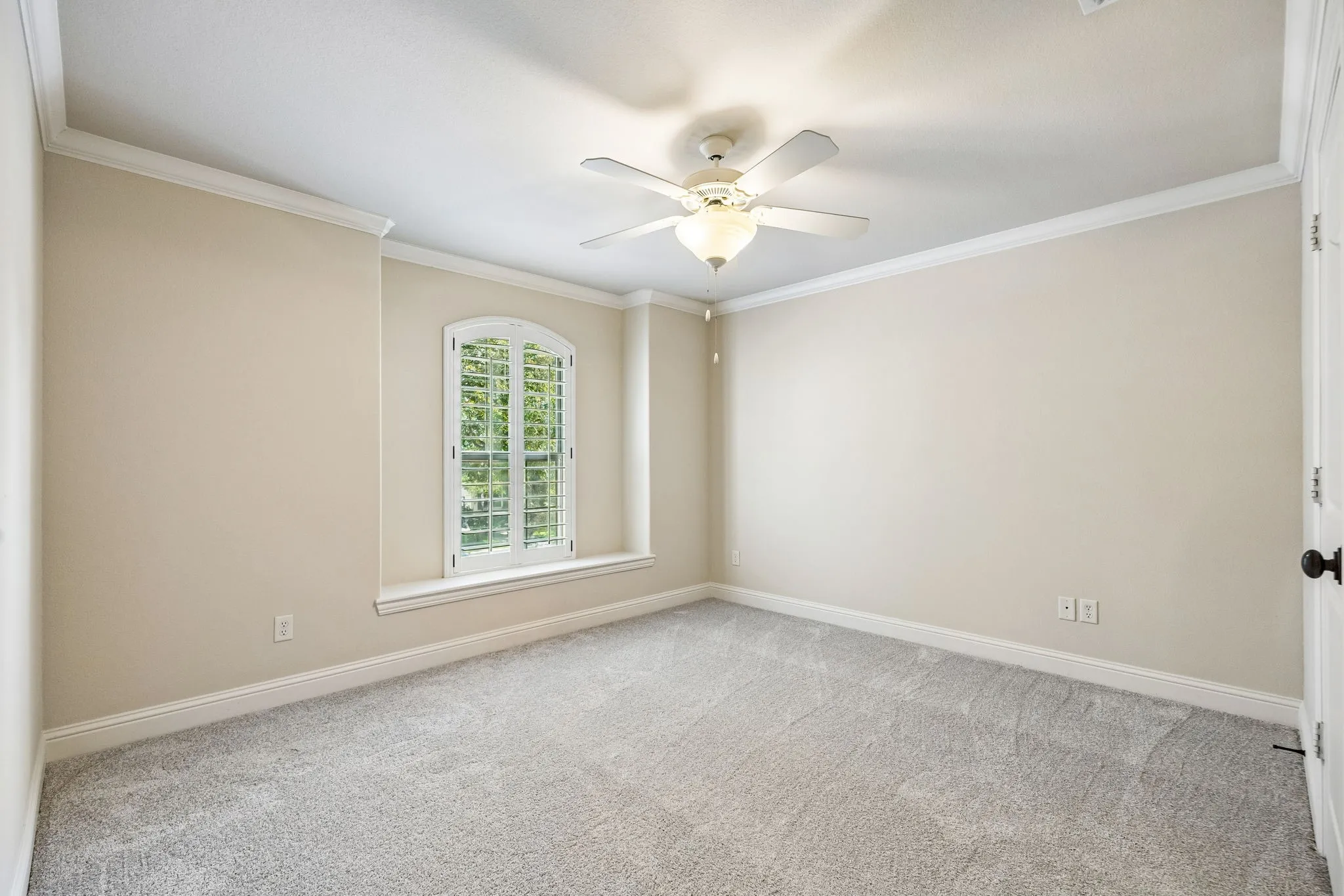 Single Family Residence For Rent in Dallas County , 7202 Casa Loma Avenue, Dallas, Texas 75214, 4 Bedroom, 4 Bathroom, 2 Garage spaces, 2,991 Sqft, built in 2006, mls#21377778, Real Estate Agent in Dallas, Homes For Rent in Dallas county, Homes For Rent in Dallas, Realtor in Dallas Texas, Real Estate Brokerage Independent Realty Texas, Luminita Cordes Realtor