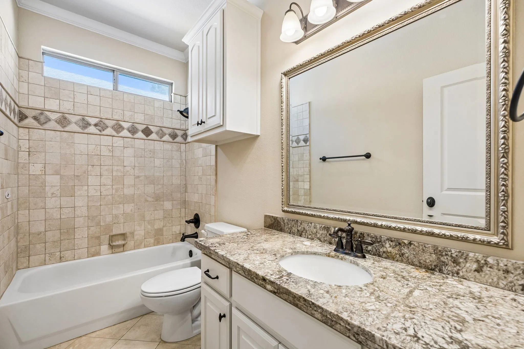 Single Family Residence For Rent in Dallas County , 7202 Casa Loma Avenue, Dallas, Texas 75214, 4 Bedroom, 4 Bathroom, 2 Garage spaces, 2,991 Sqft, built in 2006, mls#21377778, Real Estate Agent in Dallas, Homes For Rent in Dallas county, Homes For Rent in Dallas, Realtor in Dallas Texas, Real Estate Brokerage Independent Realty Texas, Luminita Cordes Realtor