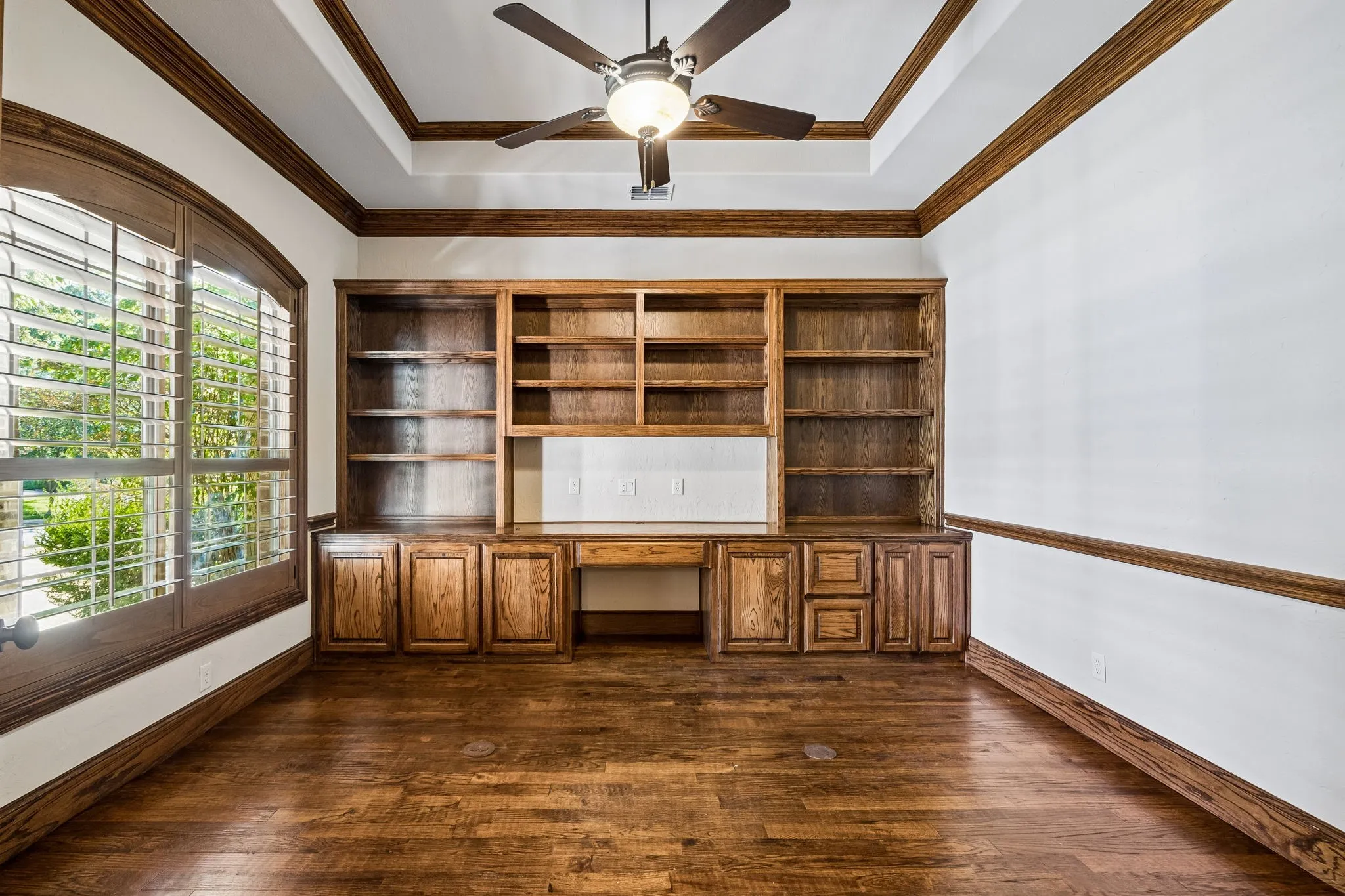Single Family Residence For Rent in Dallas County , 7202 Casa Loma Avenue, Dallas, Texas 75214, 4 Bedroom, 4 Bathroom, 2 Garage spaces, 2,991 Sqft, built in 2006, mls#21377778, Real Estate Agent in Dallas, Homes For Rent in Dallas county, Homes For Rent in Dallas, Realtor in Dallas Texas, Real Estate Brokerage Independent Realty Texas, Luminita Cordes Realtor