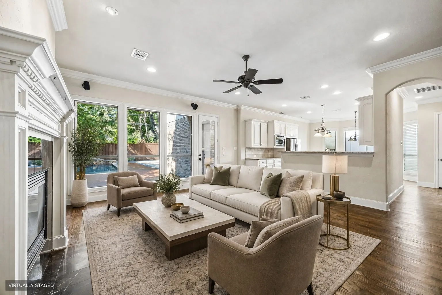 Single Family Residence For Rent in Dallas County , 7202 Casa Loma Avenue, Dallas, Texas 75214, 4 Bedroom, 4 Bathroom, 2 Garage spaces, 2,991 Sqft, built in 2006, mls#21377778, Real Estate Agent in Dallas, Homes For Rent in Dallas county, Homes For Rent in Dallas, Realtor in Dallas Texas, Real Estate Brokerage Independent Realty Texas, Luminita Cordes Realtor