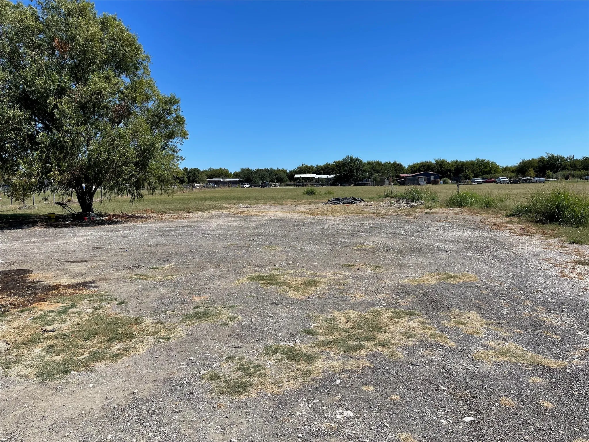 Mobile Home For Rent in Rockwall County , 4083 Fm 550, Royse City, Texas 75189, 4 Bedroom, 2 Bathroom, Garage spaces, 1,680 Sqft, built in 2008, mls#21378864, Real Estate Agent in Royse City, Homes For Rent in Rockwall county, Homes For Rent in Royse City, Realtor in Royse City Texas, Real Estate Brokerage Independent Realty Texas, Luminita Cordes Realtor