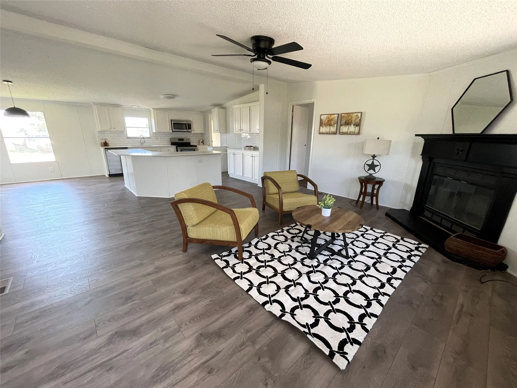 Mobile Home For Rent in Rockwall County , 4083 Fm 550, Royse City, Texas 75189, 4 Bedroom, 2 Bathroom, Garage spaces, 1,680 Sqft, built in 2008, mls#21378864, Real Estate Agent in Royse City, Homes For Rent in Rockwall county, Homes For Rent in Royse City, Realtor in Royse City Texas, Real Estate Brokerage Independent Realty Texas, Luminita Cordes Realtor
