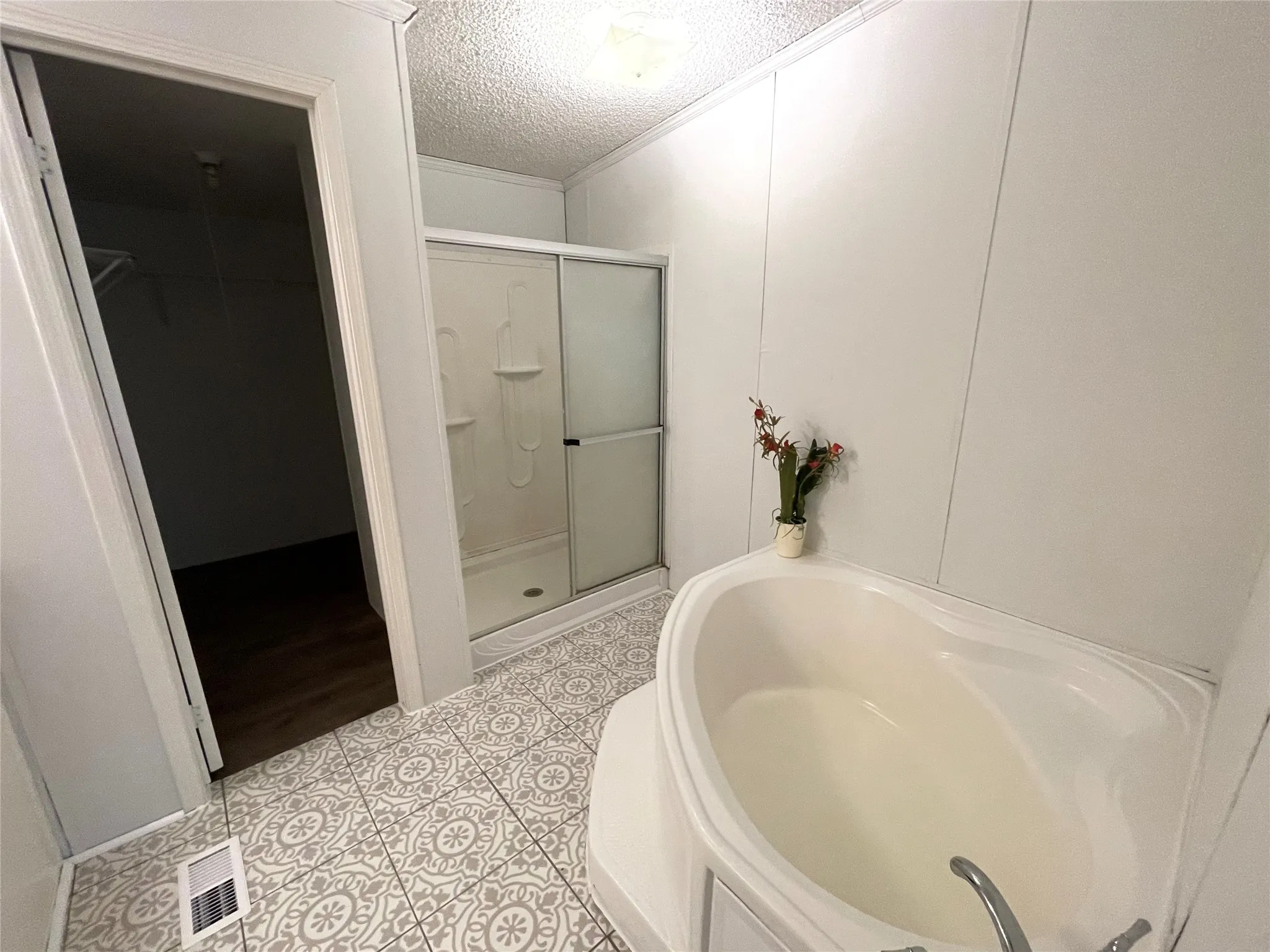 Mobile Home For Rent in Rockwall County , 4083 Fm 550, Royse City, Texas 75189, 4 Bedroom, 2 Bathroom, Garage spaces, 1,680 Sqft, built in 2008, mls#21378864, Real Estate Agent in Royse City, Homes For Rent in Rockwall county, Homes For Rent in Royse City, Realtor in Royse City Texas, Real Estate Brokerage Independent Realty Texas, Luminita Cordes Realtor
