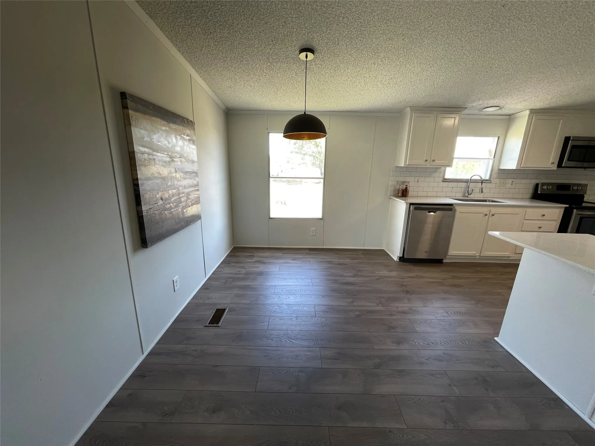 Mobile Home For Rent in Rockwall County , 4083 Fm 550, Royse City, Texas 75189, 4 Bedroom, 2 Bathroom, Garage spaces, 1,680 Sqft, built in 2008, mls#21378864, Real Estate Agent in Royse City, Homes For Rent in Rockwall county, Homes For Rent in Royse City, Realtor in Royse City Texas, Real Estate Brokerage Independent Realty Texas, Luminita Cordes Realtor