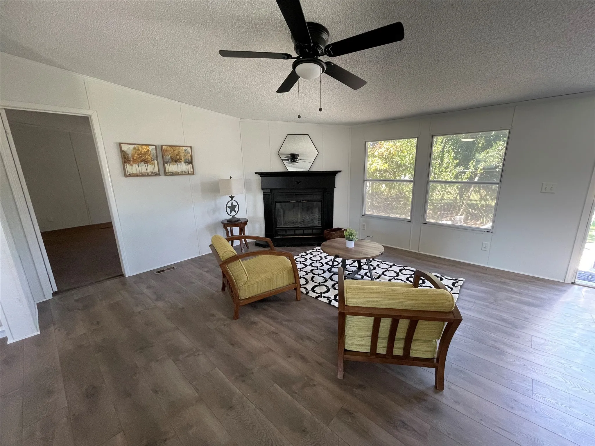 Mobile Home For Rent in Rockwall County , 4083 Fm 550, Royse City, Texas 75189, 4 Bedroom, 2 Bathroom, Garage spaces, 1,680 Sqft, built in 2008, mls#21378864, Real Estate Agent in Royse City, Homes For Rent in Rockwall county, Homes For Rent in Royse City, Realtor in Royse City Texas, Real Estate Brokerage Independent Realty Texas, Luminita Cordes Realtor
