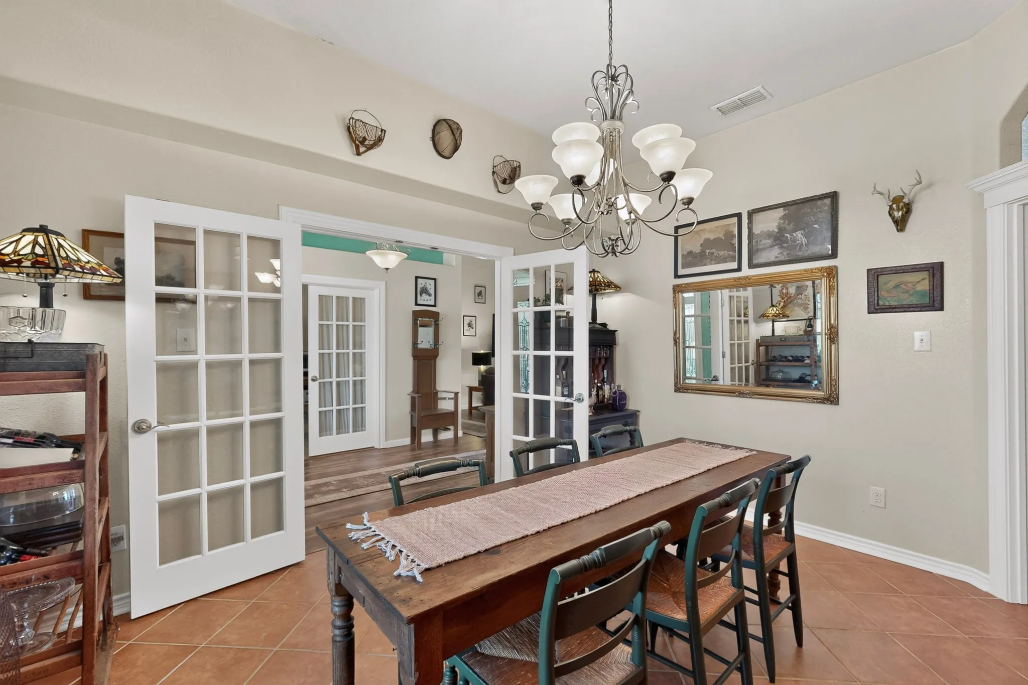 Single Family Residence For Sale in Bosque County , 248 Fm 3118, Clifton, Texas 76634, 3 Bedroom, 2 Bathroom, 6 Garage spaces, 2,343 Sqft, built in 2006, mls#21378321, Real Estate Agent in Clifton, Homes For Sale in Bosque county, Homes For Sale in Clifton, Realtor in Clifton Texas, Real Estate Brokerage Independent Realty Texas, Luminita Cordes Realtor