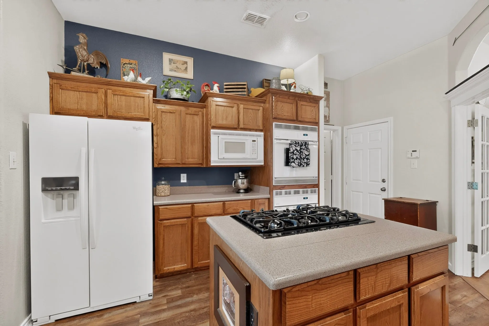 Single Family Residence For Sale in Bosque County , 248 Fm 3118, Clifton, Texas 76634, 3 Bedroom, 2 Bathroom, 6 Garage spaces, 2,343 Sqft, built in 2006, mls#21378321, Real Estate Agent in Clifton, Homes For Sale in Bosque county, Homes For Sale in Clifton, Realtor in Clifton Texas, Real Estate Brokerage Independent Realty Texas, Luminita Cordes Realtor