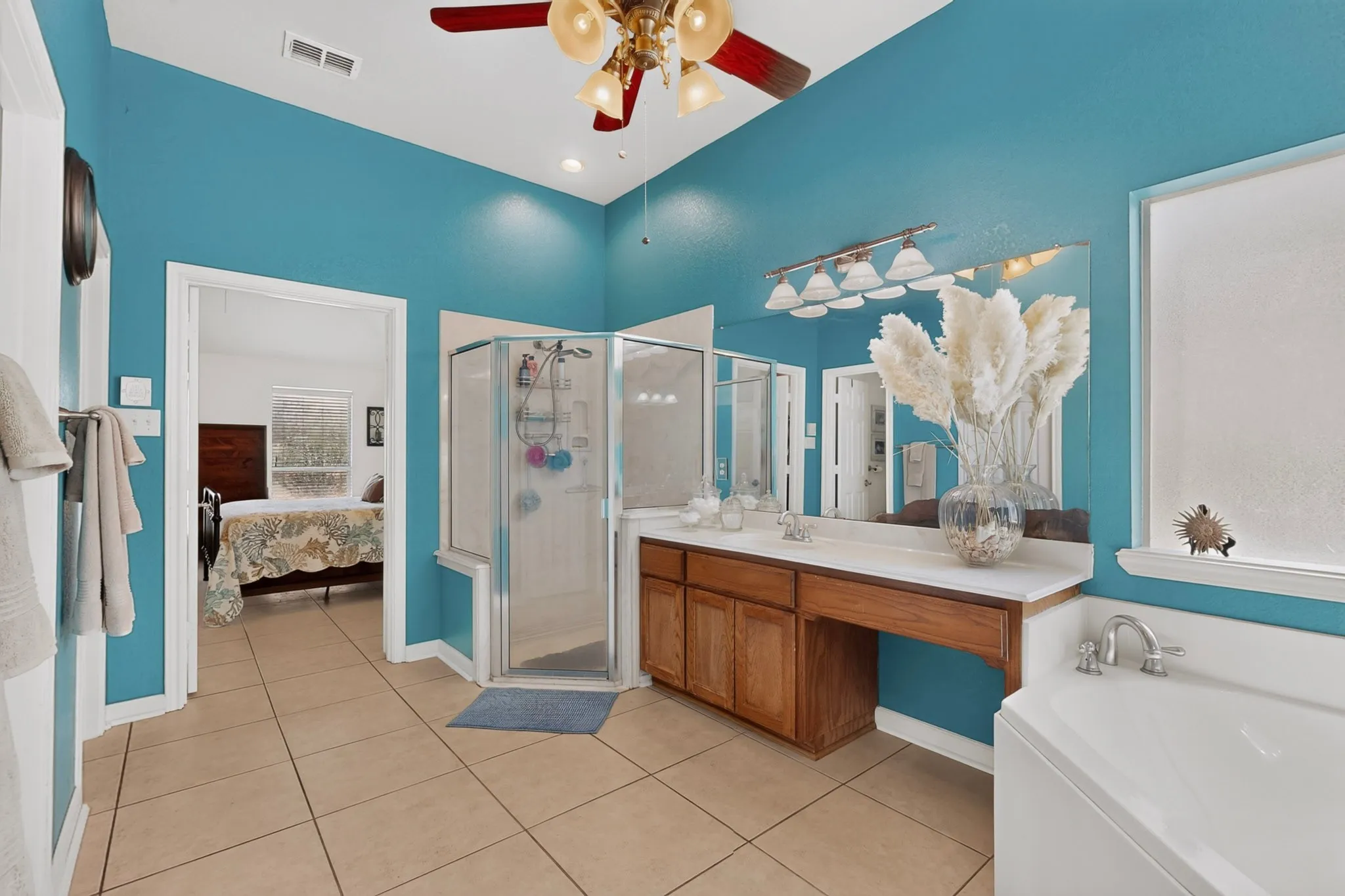 Single Family Residence For Sale in Bosque County , 248 Fm 3118, Clifton, Texas 76634, 3 Bedroom, 2 Bathroom, 6 Garage spaces, 2,343 Sqft, built in 2006, mls#21378321, Real Estate Agent in Clifton, Homes For Sale in Bosque county, Homes For Sale in Clifton, Realtor in Clifton Texas, Real Estate Brokerage Independent Realty Texas, Luminita Cordes Realtor