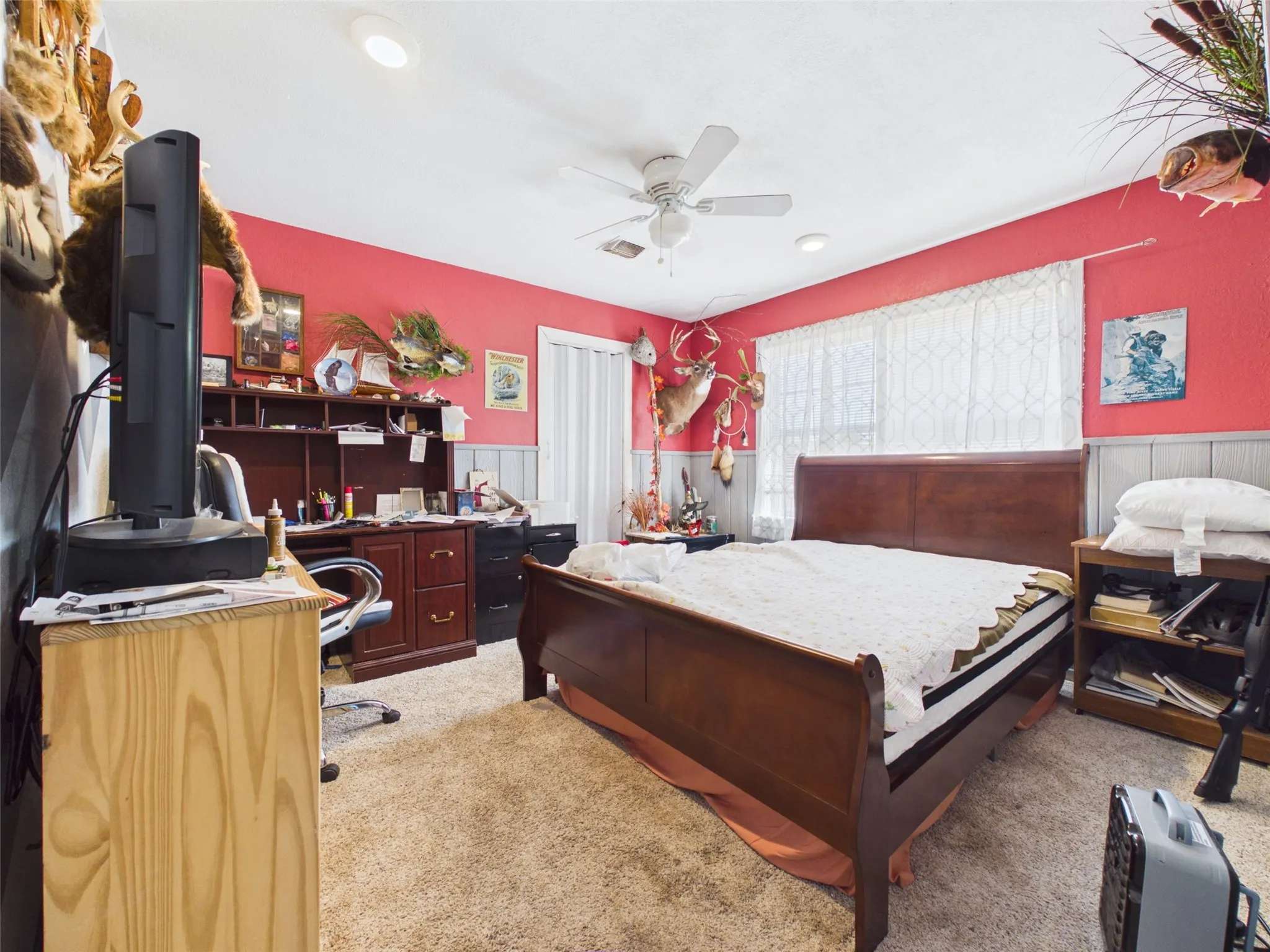 Single Family Residence For Sale in Wichita County , 711 West Avenue, Electra, Texas 76360, 3 Bedroom, 2 Bathroom, Garage spaces, 1,447 Sqft, built in 1955, mls#21378894, Real Estate Agent in Electra, Homes For Sale in Wichita county, Homes For Sale in Electra, Realtor in Electra Texas, Real Estate Brokerage Independent Realty Texas, Luminita Cordes Realtor
