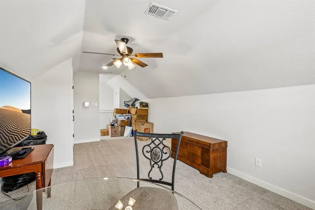 Single Family Residence For Sale in Grayson County , 114 Prairie Meadow Lane, Pottsboro, Texas 75076, 3 Bedroom, 2 Bathroom, 2 Garage spaces, 1,986 Sqft, built in 2020, mls#21374021, Real Estate Agent in Pottsboro, Homes For Sale in Grayson county, Homes For Sale in Pottsboro, Realtor in Pottsboro Texas, Real Estate Brokerage Independent Realty Texas, Luminita Cordes Realtor