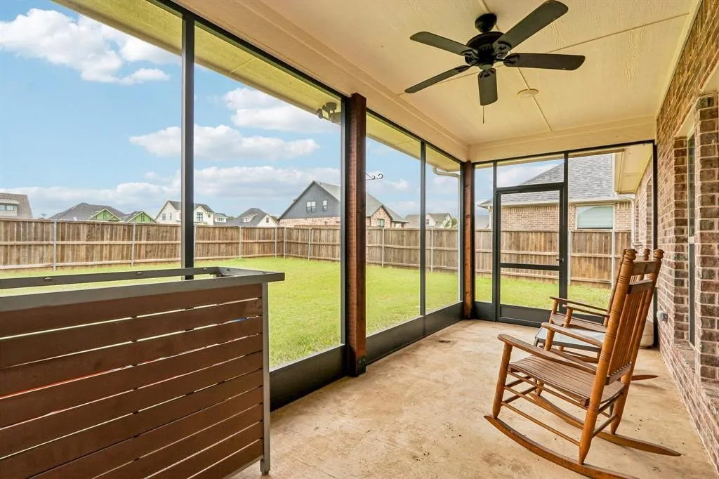 Single Family Residence For Sale in Grayson County , 114 Prairie Meadow Lane, Pottsboro, Texas 75076, 3 Bedroom, 2 Bathroom, 2 Garage spaces, 1,986 Sqft, built in 2020, mls#21374021, Real Estate Agent in Pottsboro, Homes For Sale in Grayson county, Homes For Sale in Pottsboro, Realtor in Pottsboro Texas, Real Estate Brokerage Independent Realty Texas, Luminita Cordes Realtor