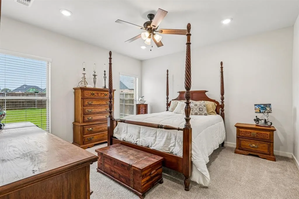 Single Family Residence For Sale in Grayson County , 114 Prairie Meadow Lane, Pottsboro, Texas 75076, 3 Bedroom, 2 Bathroom, 2 Garage spaces, 1,986 Sqft, built in 2020, mls#21374021, Real Estate Agent in Pottsboro, Homes For Sale in Grayson county, Homes For Sale in Pottsboro, Realtor in Pottsboro Texas, Real Estate Brokerage Independent Realty Texas, Luminita Cordes Realtor