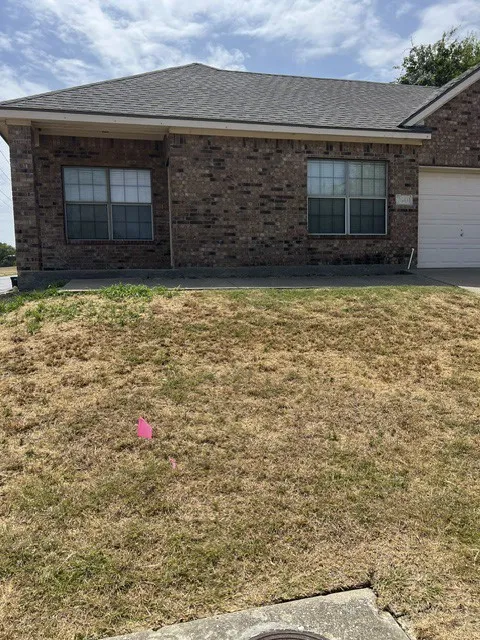 Duplex For Rent in Tarrant County , 7901 Marydean Avenue, Fort Worth, Texas 76116, 3 Bedroom, 2 Bathroom, 1 Garage spaces, 1,186 Sqft, built in 2006, mls#21378918, Real Estate Agent in Fort Worth, Homes For Rent in Tarrant county, Homes For Rent in Fort Worth, Realtor in Fort Worth Texas, Real Estate Brokerage Independent Realty Texas, Luminita Cordes Realtor