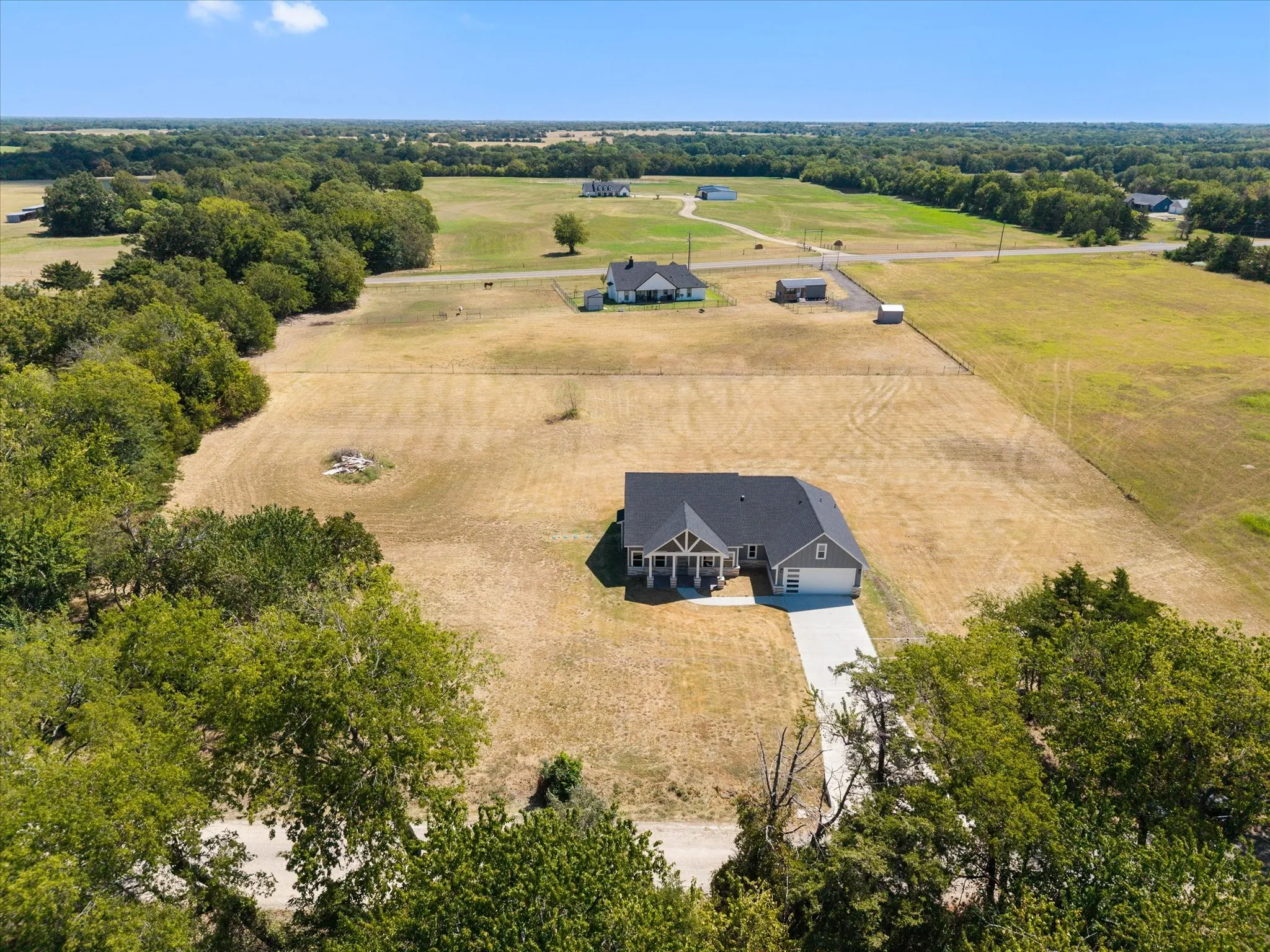 Single Family Residence For Sale in Hopkins County , 1564 County Road 4732, Cumby, Texas 75433, 3 Bedroom, 2 Bathroom, 2 Garage spaces, 1,761 Sqft, built in 2026, mls#21378926, Real Estate Agent in Cumby, Homes For Sale in Hopkins county, Homes For Sale in Cumby, Realtor in Cumby Texas, Real Estate Brokerage Independent Realty Texas, Luminita Cordes Realtor