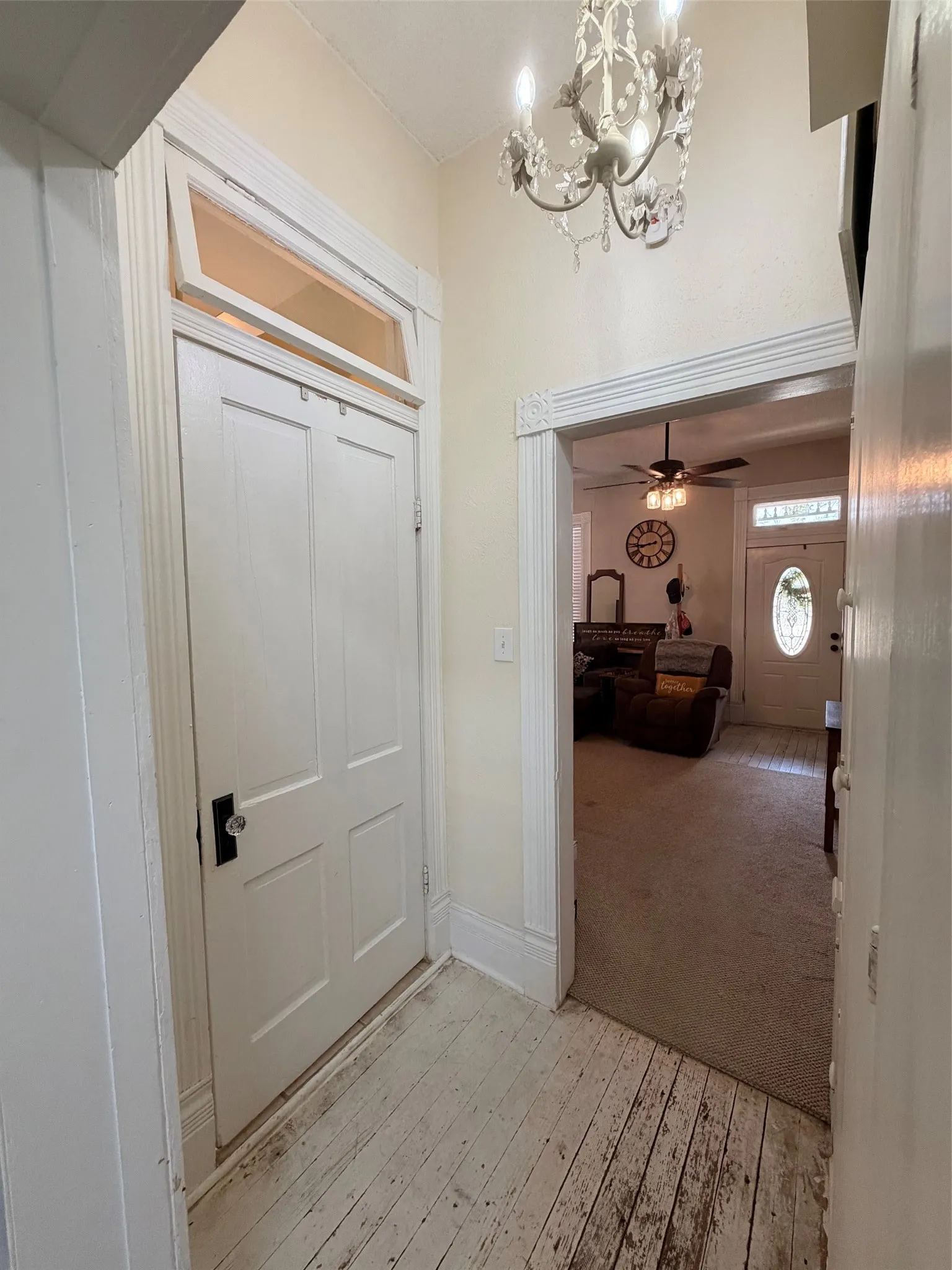 Single Family Residence For Sale in Comanche County , 207 W Neely Avenue, Comanche, Texas 76442, 2 Bedroom, 1 Bathroom, 1 Garage spaces, 1,124 Sqft, built in 1940, mls#21377212, Real Estate Agent in Comanche, Homes For Sale in Comanche county, Homes For Sale in Comanche, Realtor in Comanche Texas, Real Estate Brokerage Independent Realty Texas, Luminita Cordes Realtor