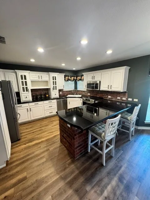 Single Family Residence For Rent in Taylor County , 1509 Saddle Lakes Drive, Abilene, Texas 79602, 3 Bedroom, 2 Bathroom, 2 Garage spaces, 2,050 Sqft, built in 1999, mls#21378932, Real Estate Agent in Abilene, Homes For Rent in Taylor county, Homes For Rent in Abilene, Realtor in Abilene Texas, Real Estate Brokerage Independent Realty Texas, Luminita Cordes Realtor