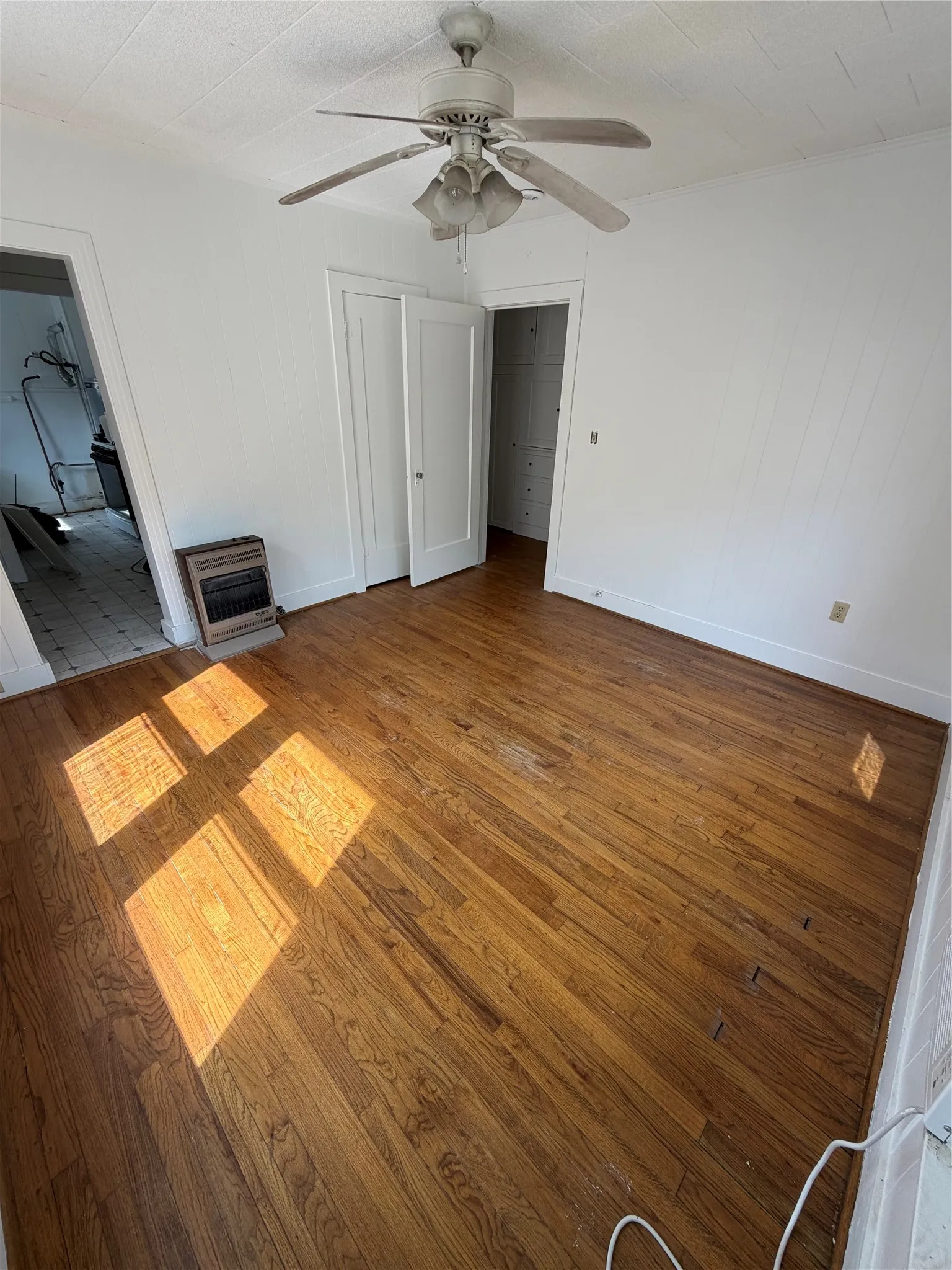 Duplex For Sale in Tarrant County , 3207 Odessa Avenue, Fort Worth, Texas 76109, 2 Bedroom, 2 Bathroom, Garage spaces, 0 Sqft, built in 1930, mls#21378682, Real Estate Agent in Fort Worth, Homes For Sale in Tarrant county, Homes For Sale in Fort Worth, Realtor in Fort Worth Texas, Real Estate Brokerage Independent Realty Texas, Luminita Cordes Realtor