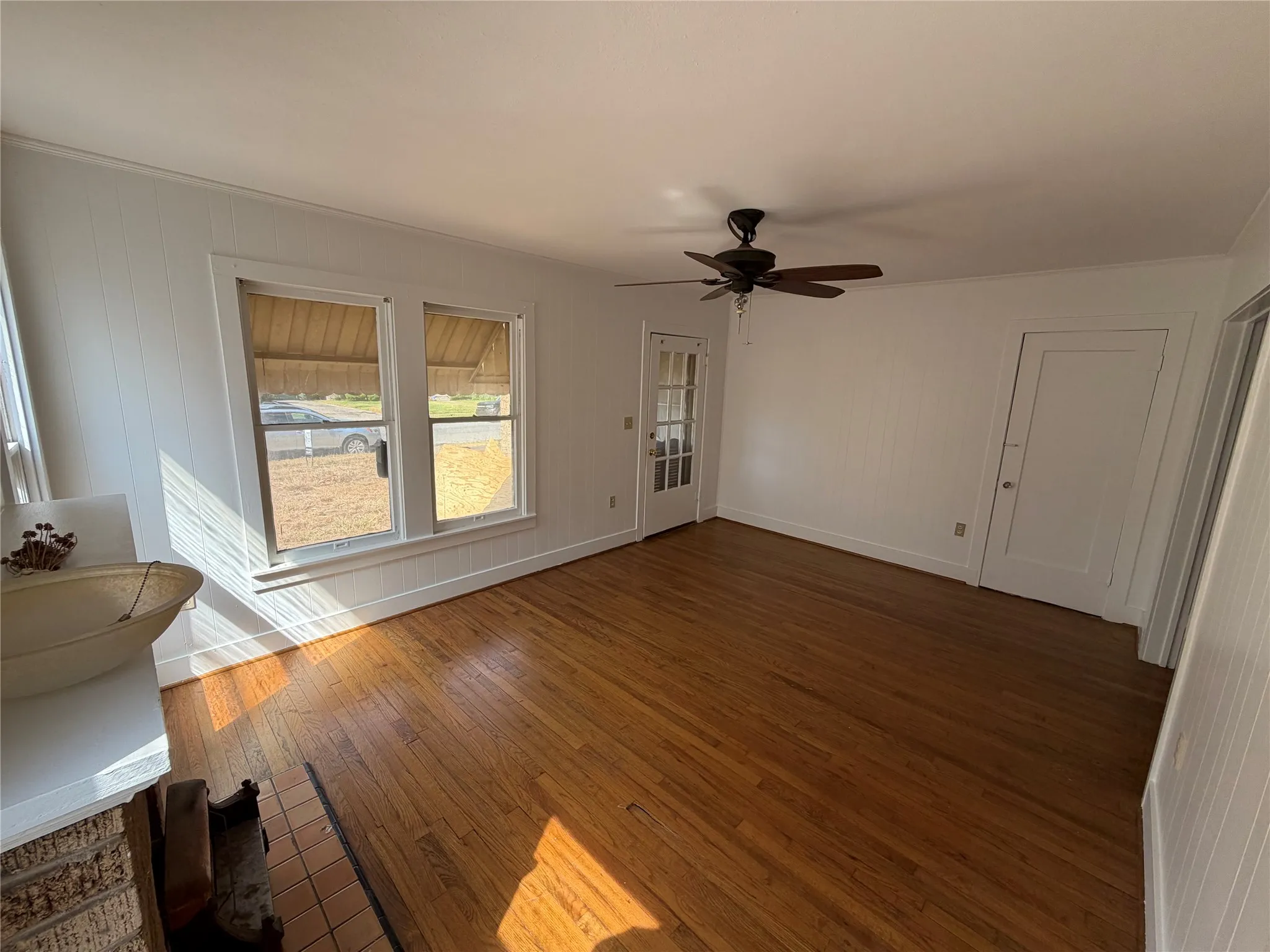 Duplex For Sale in Tarrant County , 3207 Odessa Avenue, Fort Worth, Texas 76109, 2 Bedroom, 2 Bathroom, Garage spaces, 0 Sqft, built in 1930, mls#21378682, Real Estate Agent in Fort Worth, Homes For Sale in Tarrant county, Homes For Sale in Fort Worth, Realtor in Fort Worth Texas, Real Estate Brokerage Independent Realty Texas, Luminita Cordes Realtor