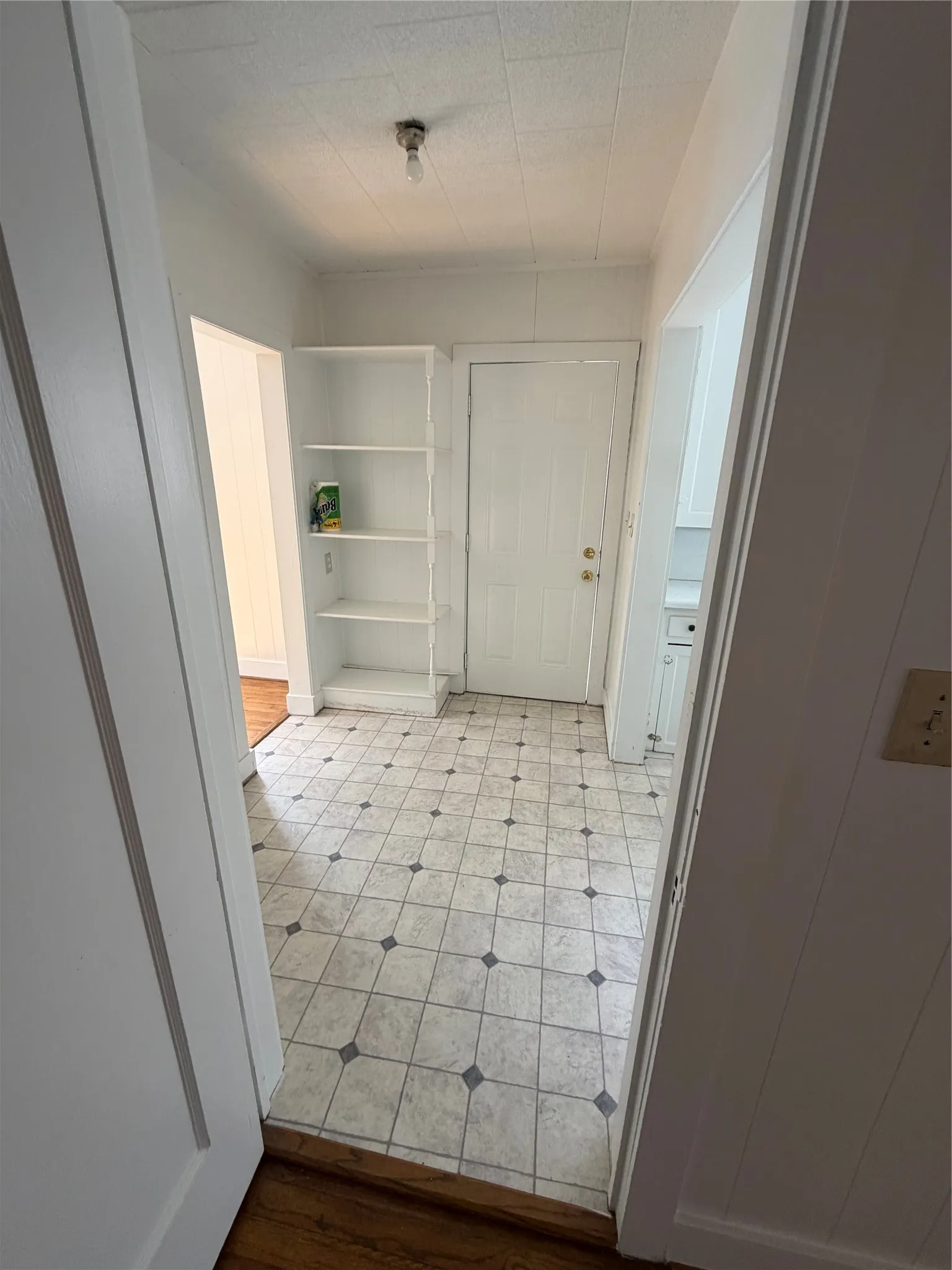 Duplex For Sale in Tarrant County , 3207 Odessa Avenue, Fort Worth, Texas 76109, 2 Bedroom, 2 Bathroom, Garage spaces, 0 Sqft, built in 1930, mls#21378682, Real Estate Agent in Fort Worth, Homes For Sale in Tarrant county, Homes For Sale in Fort Worth, Realtor in Fort Worth Texas, Real Estate Brokerage Independent Realty Texas, Luminita Cordes Realtor