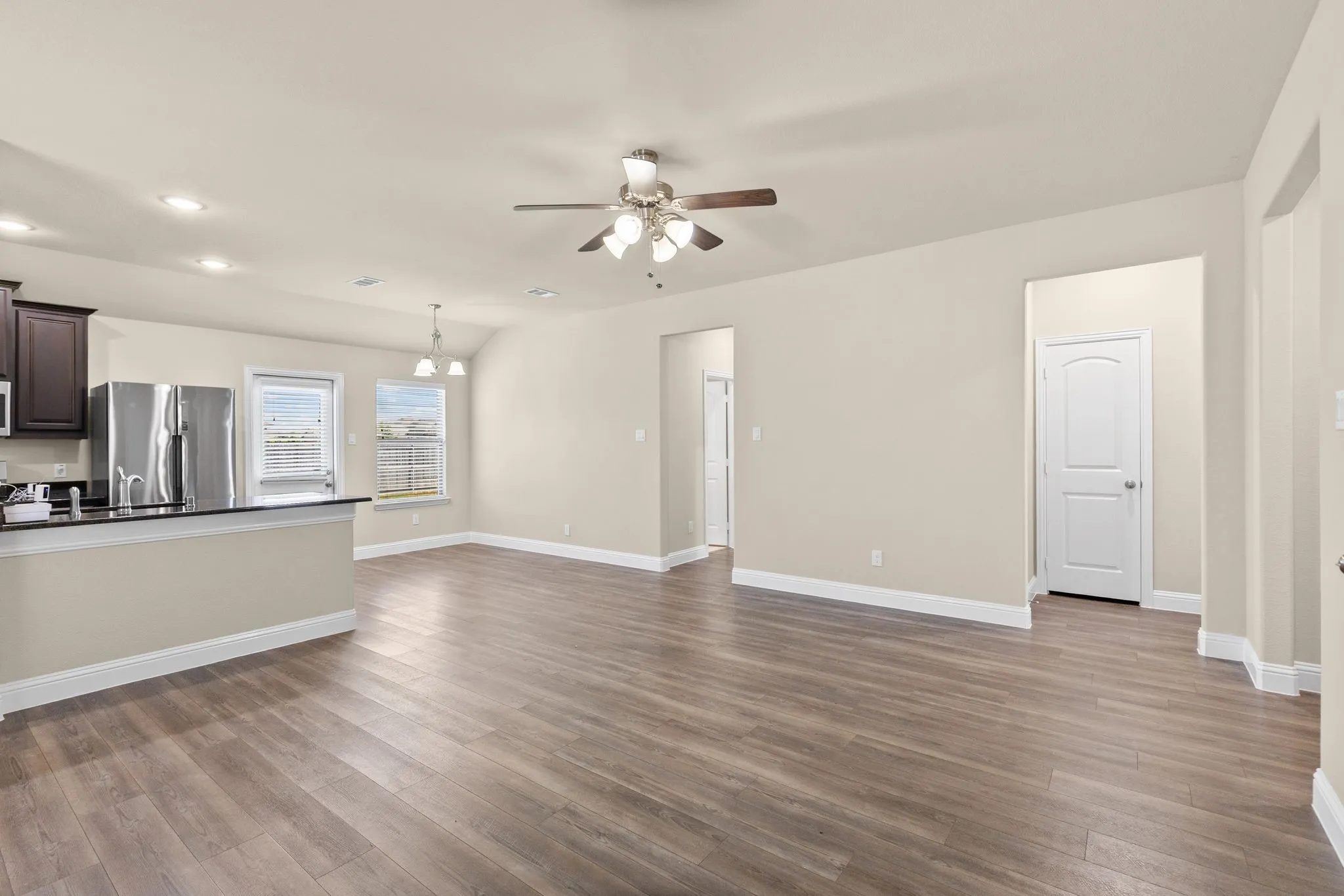 Single Family Residence For Sale in Hunt County , 1402 Warringwood Drive, Greenville, Texas 75402, 3 Bedroom, 2 Bathroom, 1 Garage spaces, 1,187 Sqft, built in 2020, mls#21378925, Real Estate Agent in Greenville, Homes For Sale in Hunt county, Homes For Sale in Greenville, Realtor in Greenville Texas, Real Estate Brokerage Independent Realty Texas, Luminita Cordes Realtor