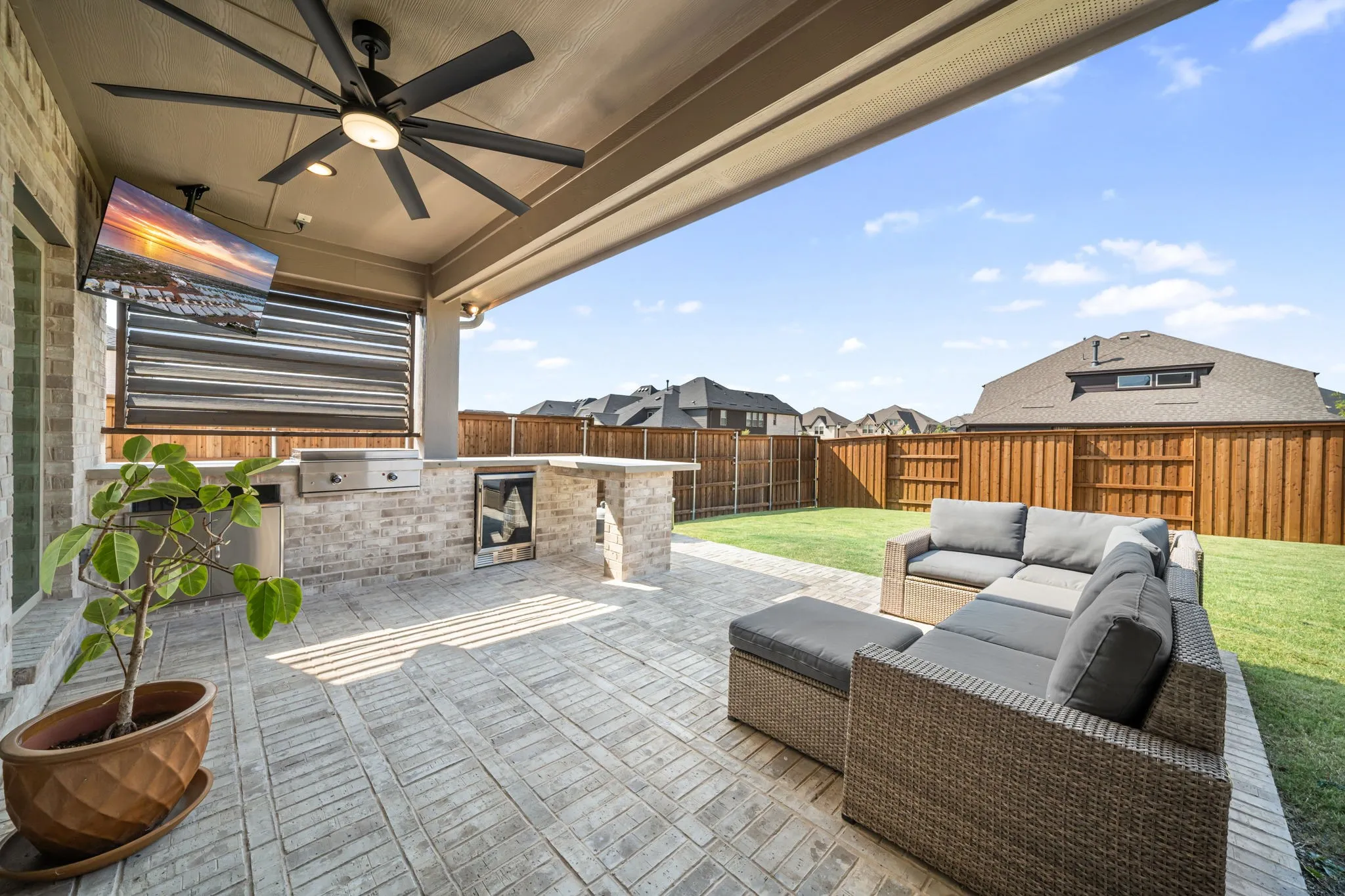 Single Family Residence For Sale in Denton County , 4160 Lavina Lane, Prosper, Texas 75078, 5 Bedroom, 5 Bathroom, 2 Garage spaces, 4,185 Sqft, built in 2024, mls#21378193, Real Estate Agent in Prosper, Homes For Sale in Denton county, Homes For Sale in Prosper, Realtor in Prosper Texas, Real Estate Brokerage Independent Realty Texas, Luminita Cordes Realtor